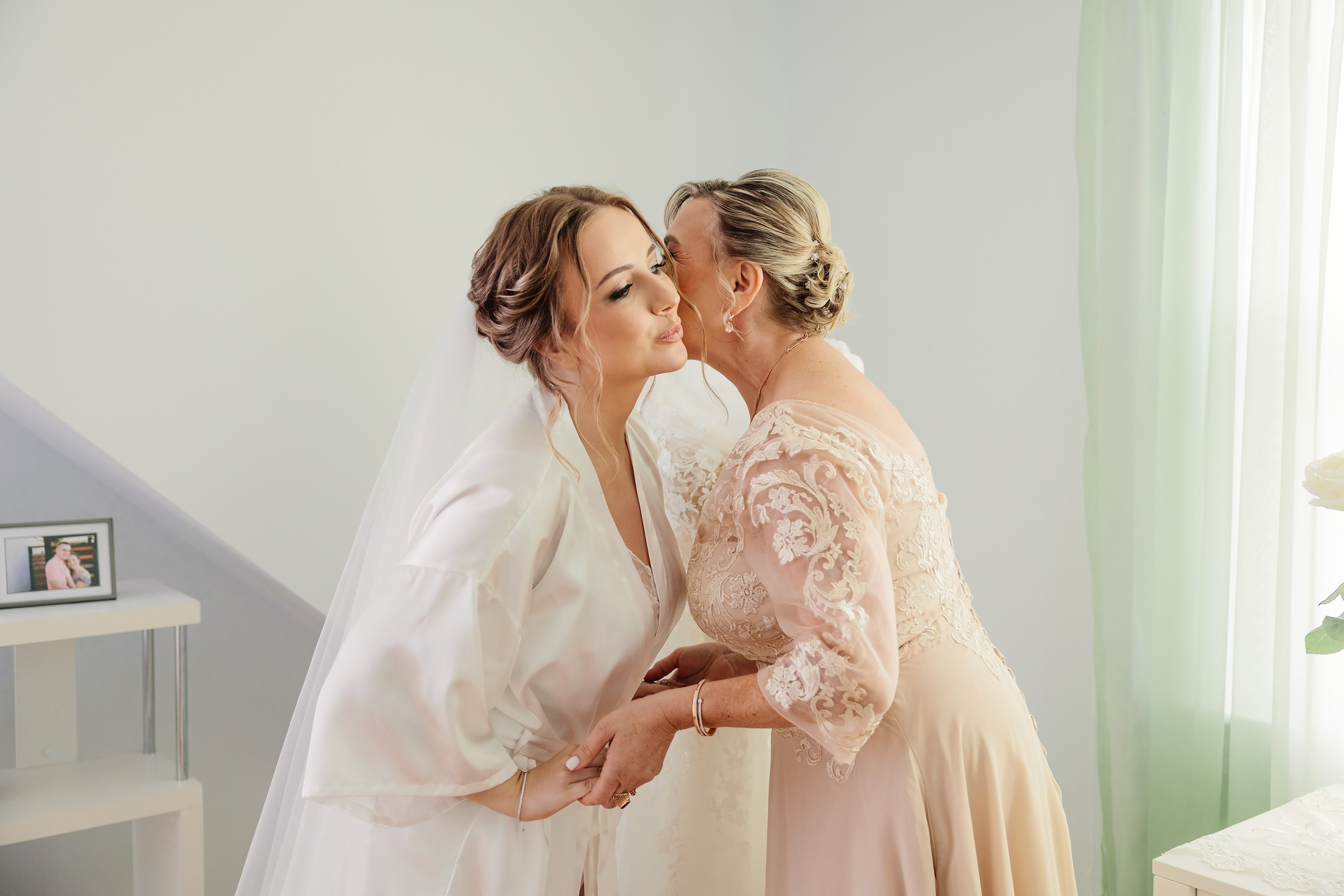 05.10.2024 Wedding. Wedding family event photographer in Chicago Nick Yushevich