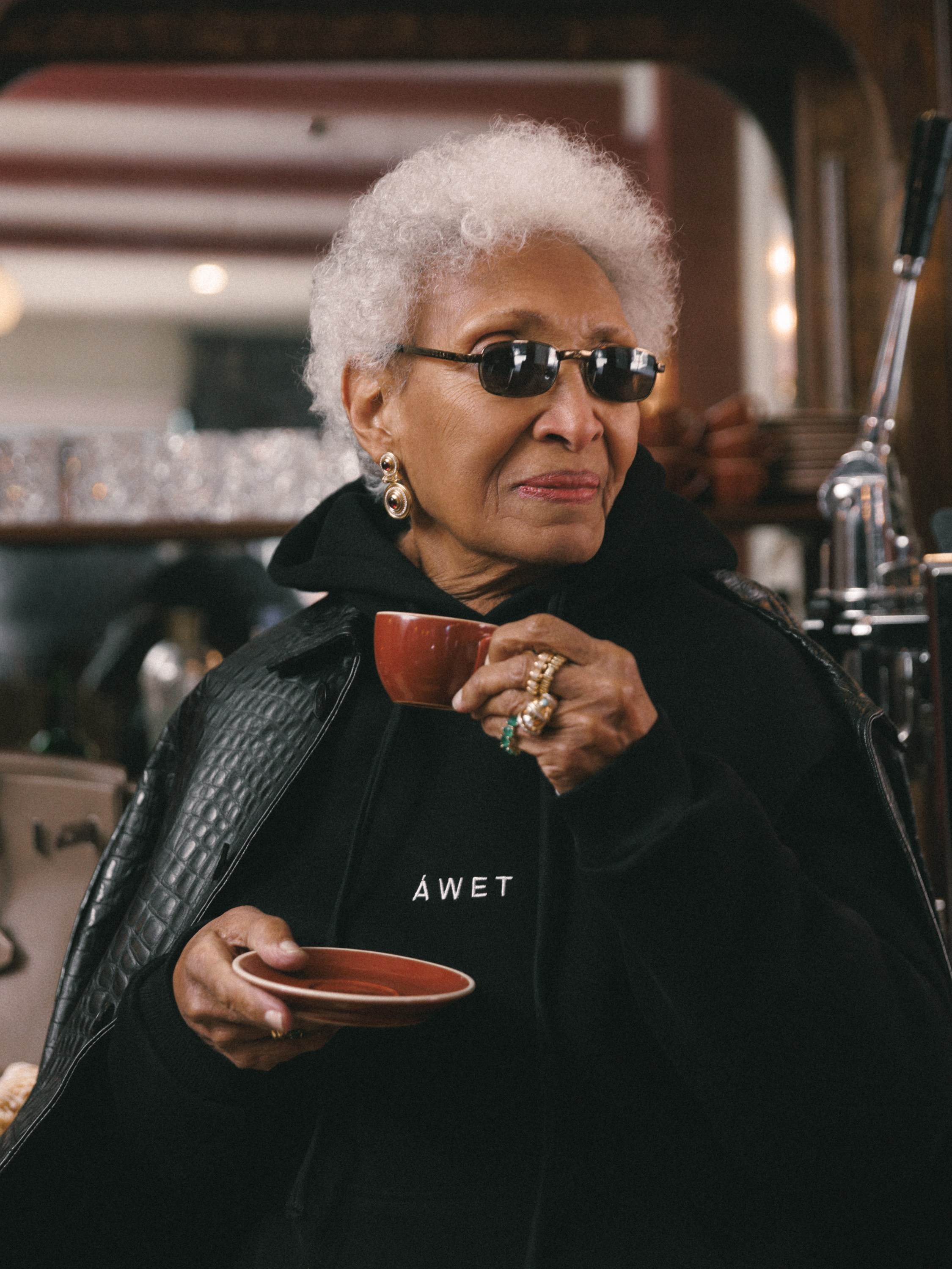 ÁWET. Photographer in New York City