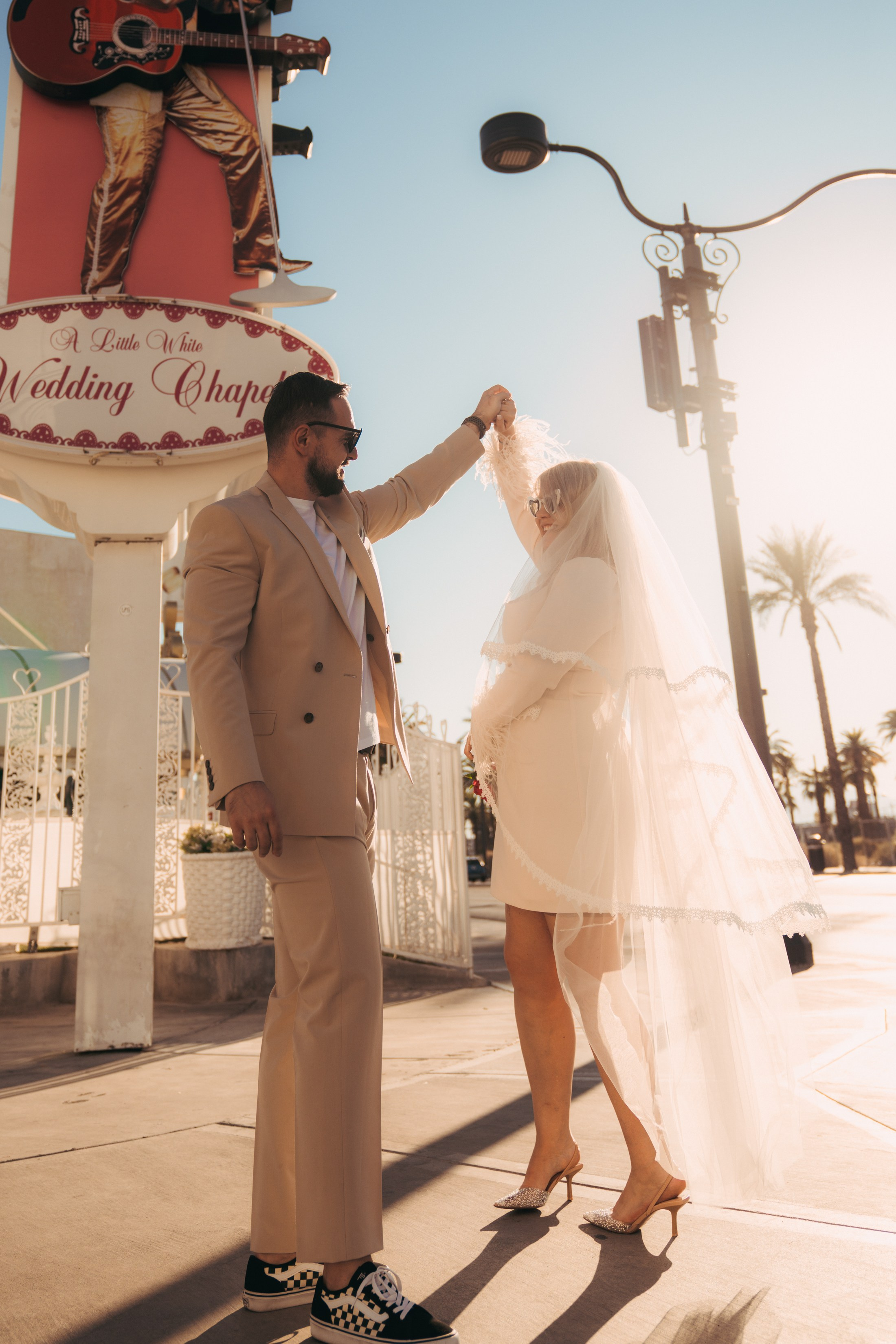 Justyna&Karol. Wedding & elopement photographer Viktoriya Kravtsov. Las Vegas