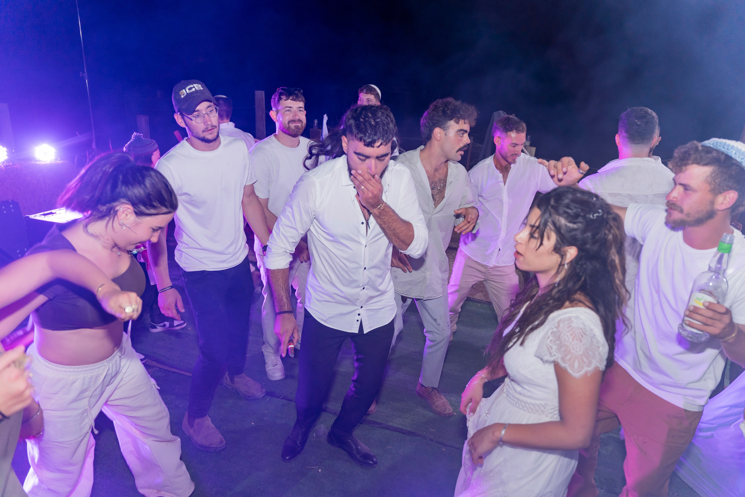 אביה ואחיה. יוסף מזרחי צילום חתונה, ברית וזוגיות. צלם מקצועי שאוהב להוציא אתכם הכי יפים ברגעים הכי מרגשים