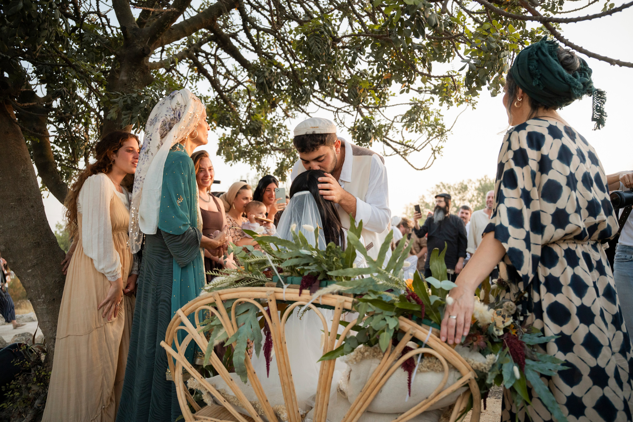 עדן ושלהבת. יוסף מזרחי צילום חתונה, ברית וזוגיות. צלם מקצועי שאוהב להוציא אתכם הכי יפים ברגעים הכי מרגשים