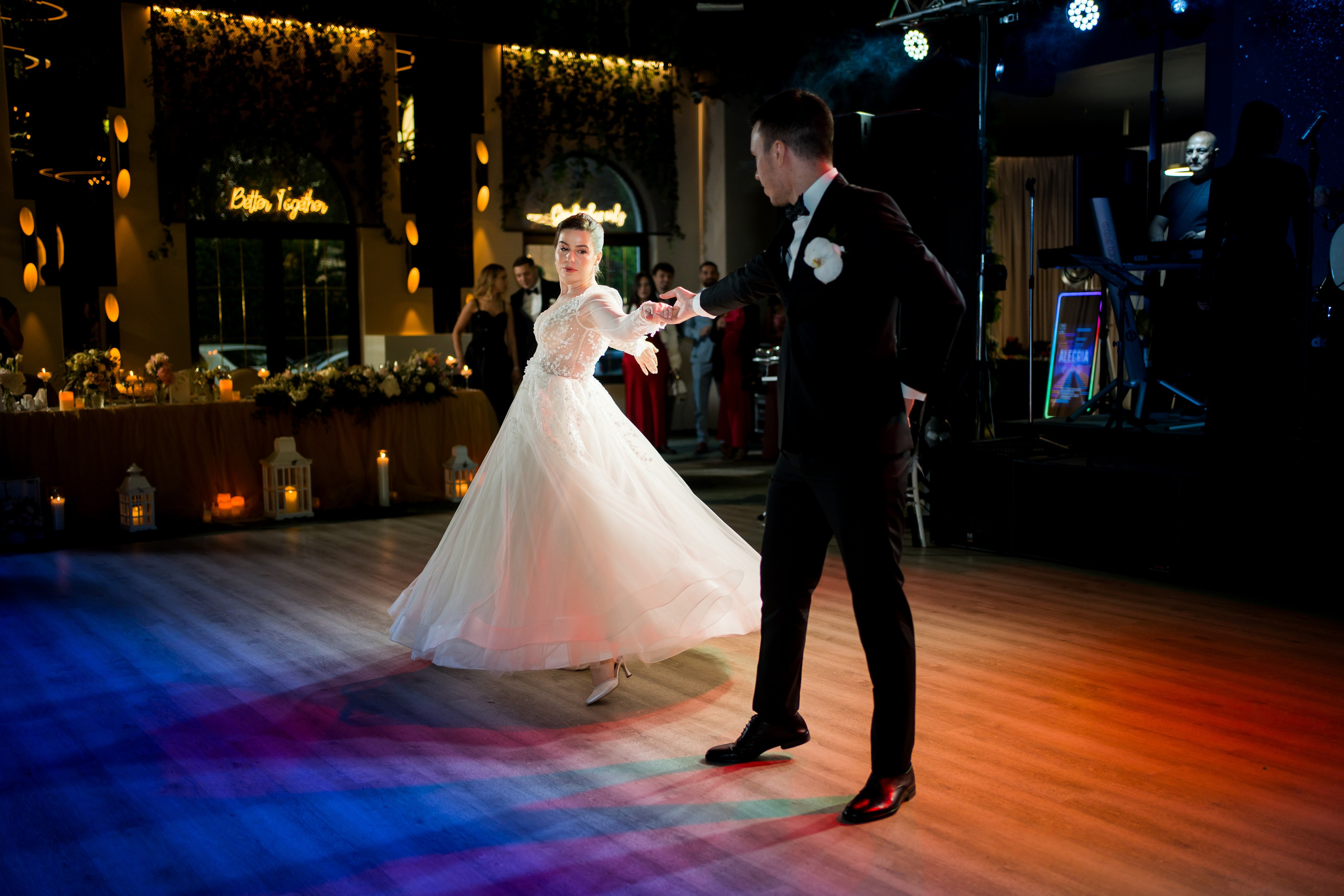 PARTY. Gabriel Florea — Fotograf nuntă București