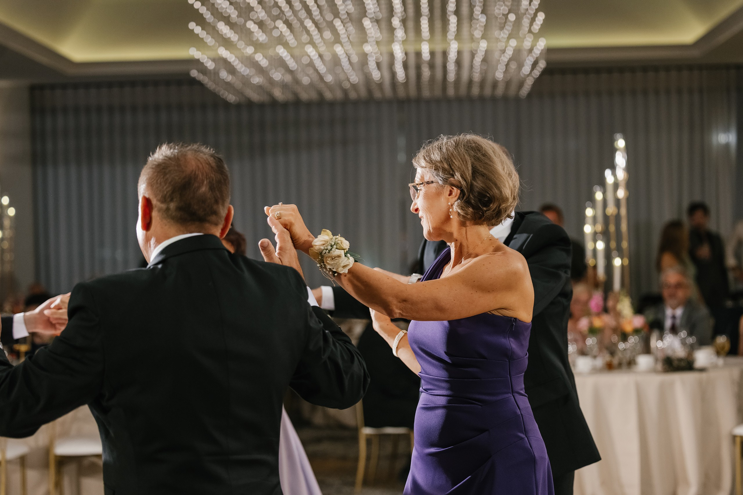 09.06.2025 Wedding. Wedding family event photographer in Chicago Nick Yushevich