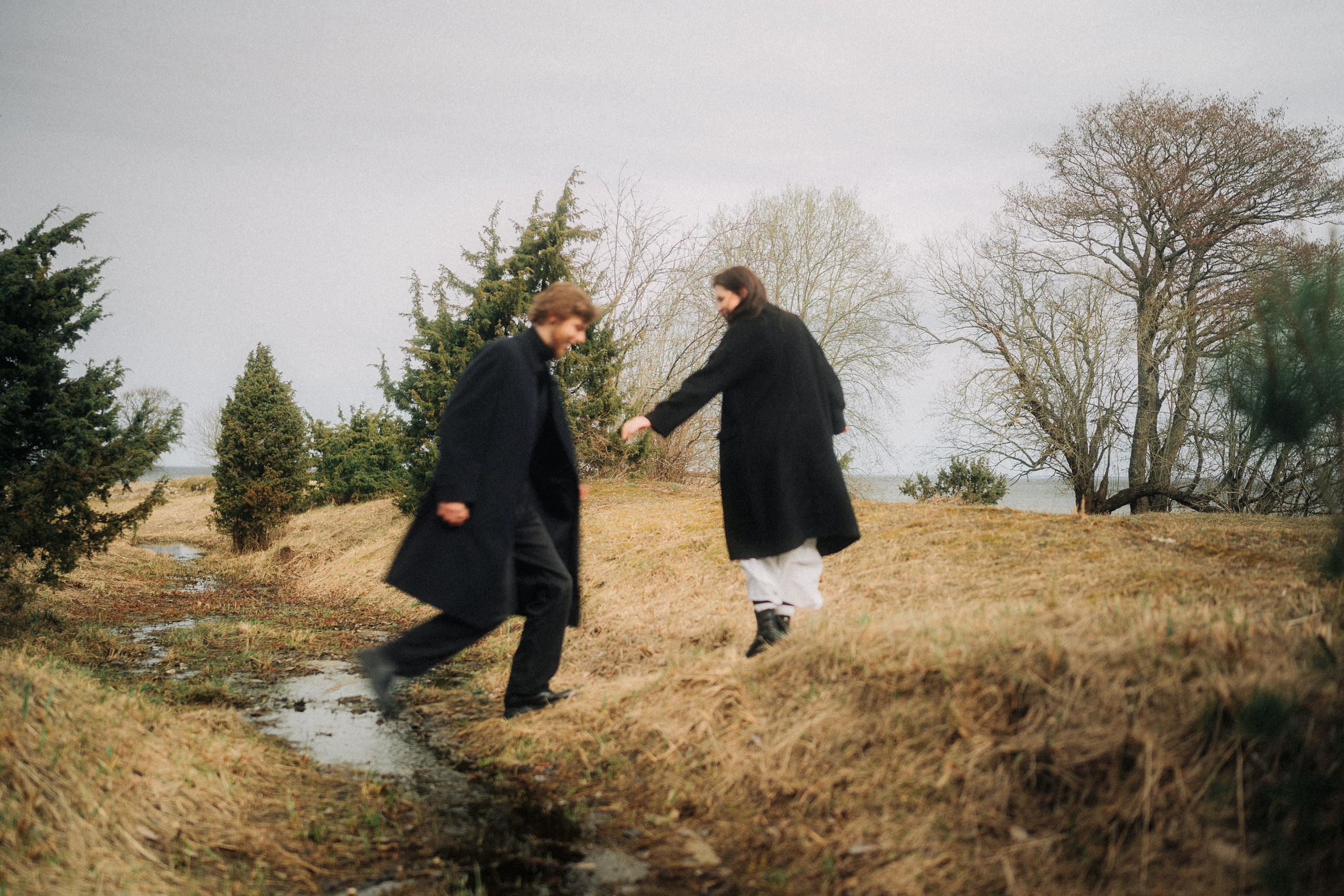 In Anticipation of Summer. Couple and Family Photographer in Tallinn, Sasha Kaloshin