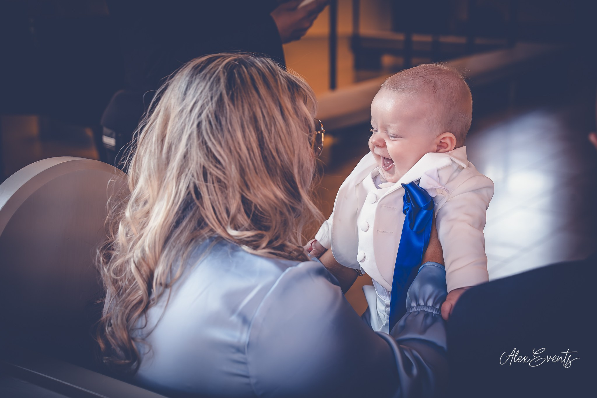 Botez fotografiat in Danemarca la biserica si petrecere | Alex Events. AlexEvents Fotograf / Videograf de evenimente Danemarca DK Horsens, Arhus, Odense, Vejle.Nunta, botez, foto-studio