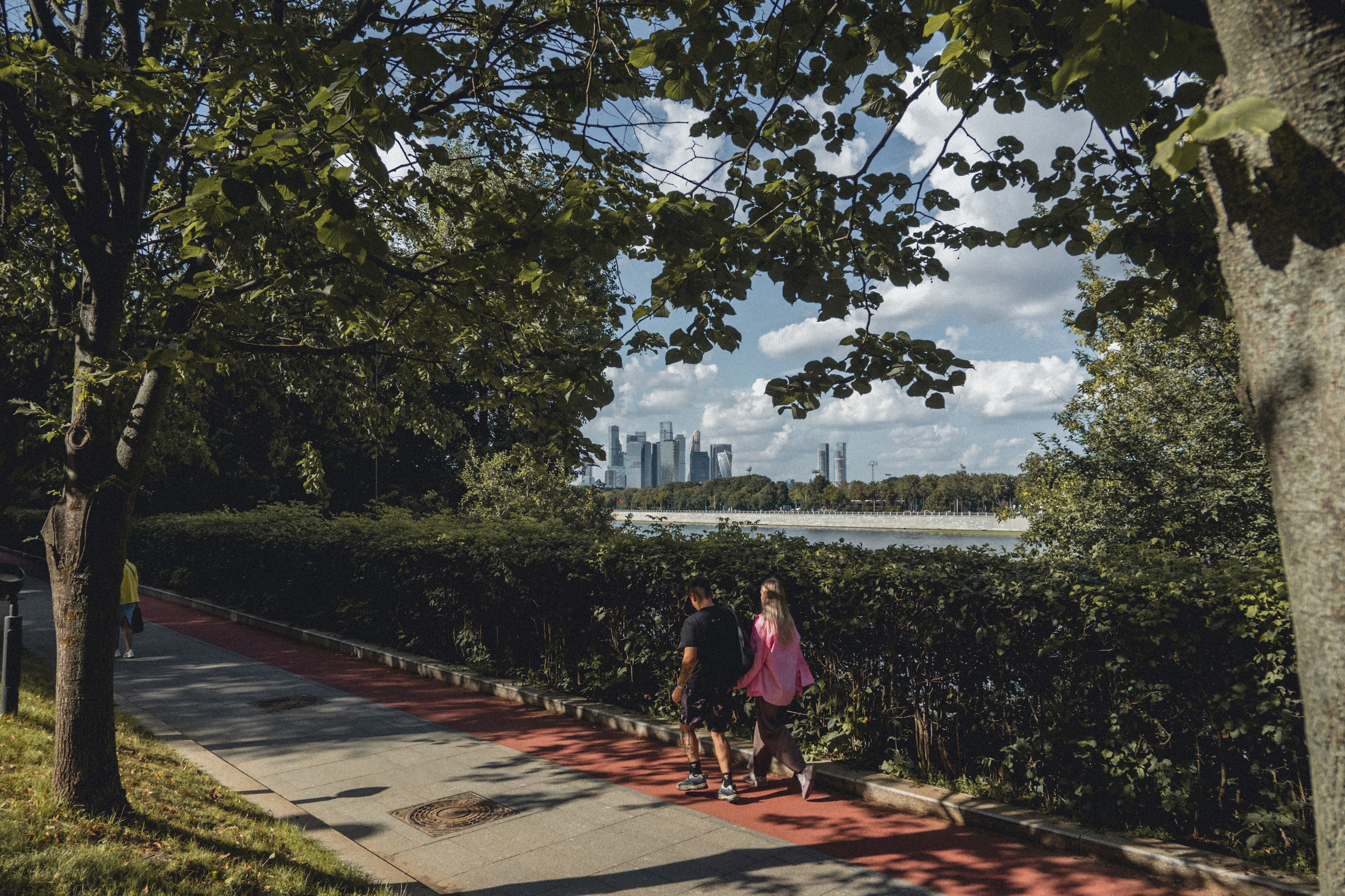 Воробьевы Горы. Photographe sur Cote d’Azur. Portraits de familles, couples, enfants, événements