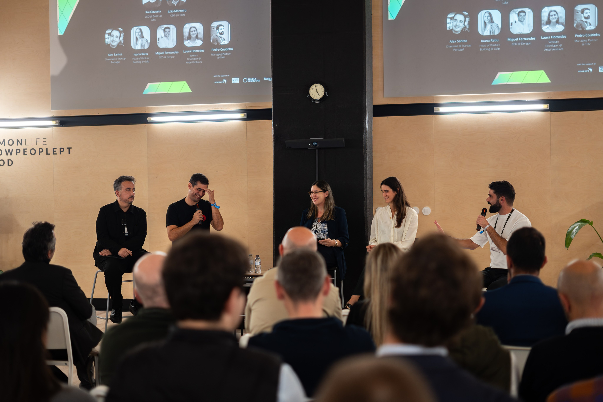 Gatherings. Catarina Calheiros