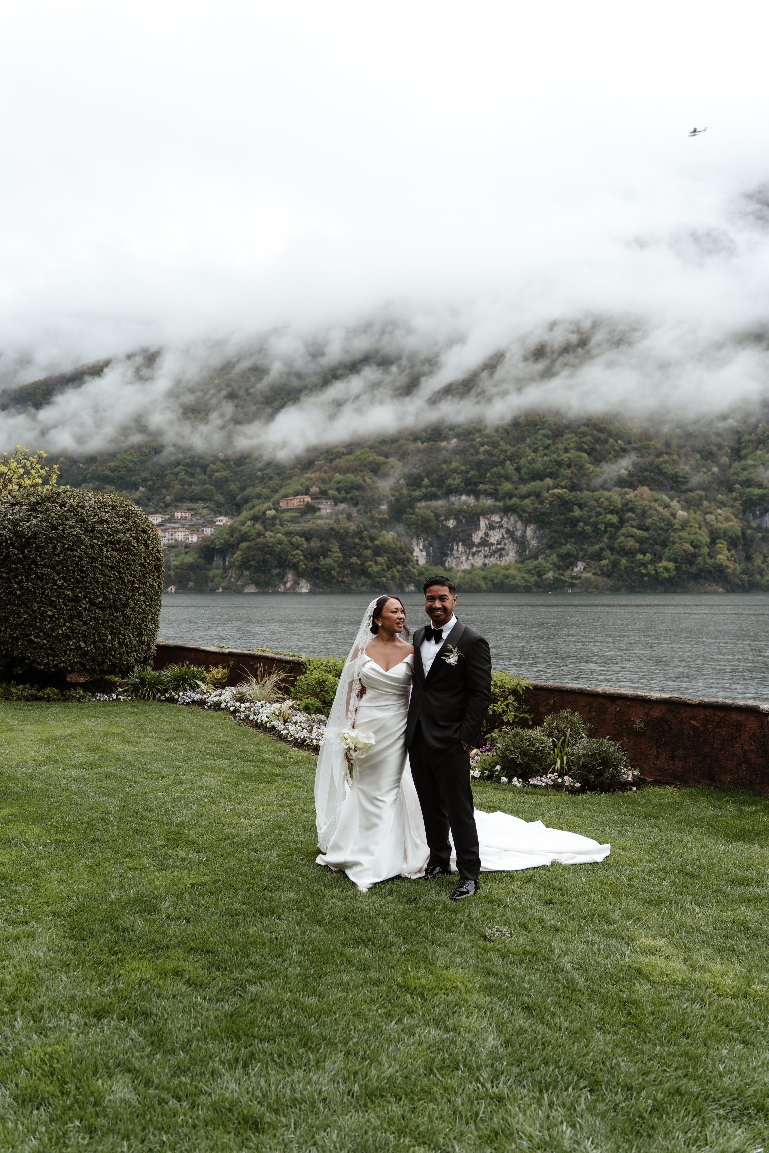 BEATRICE AND RAFAELE_LAKE COMO_Villa Regina Teodolinda. PHOTOGRAPHER IN ITALY