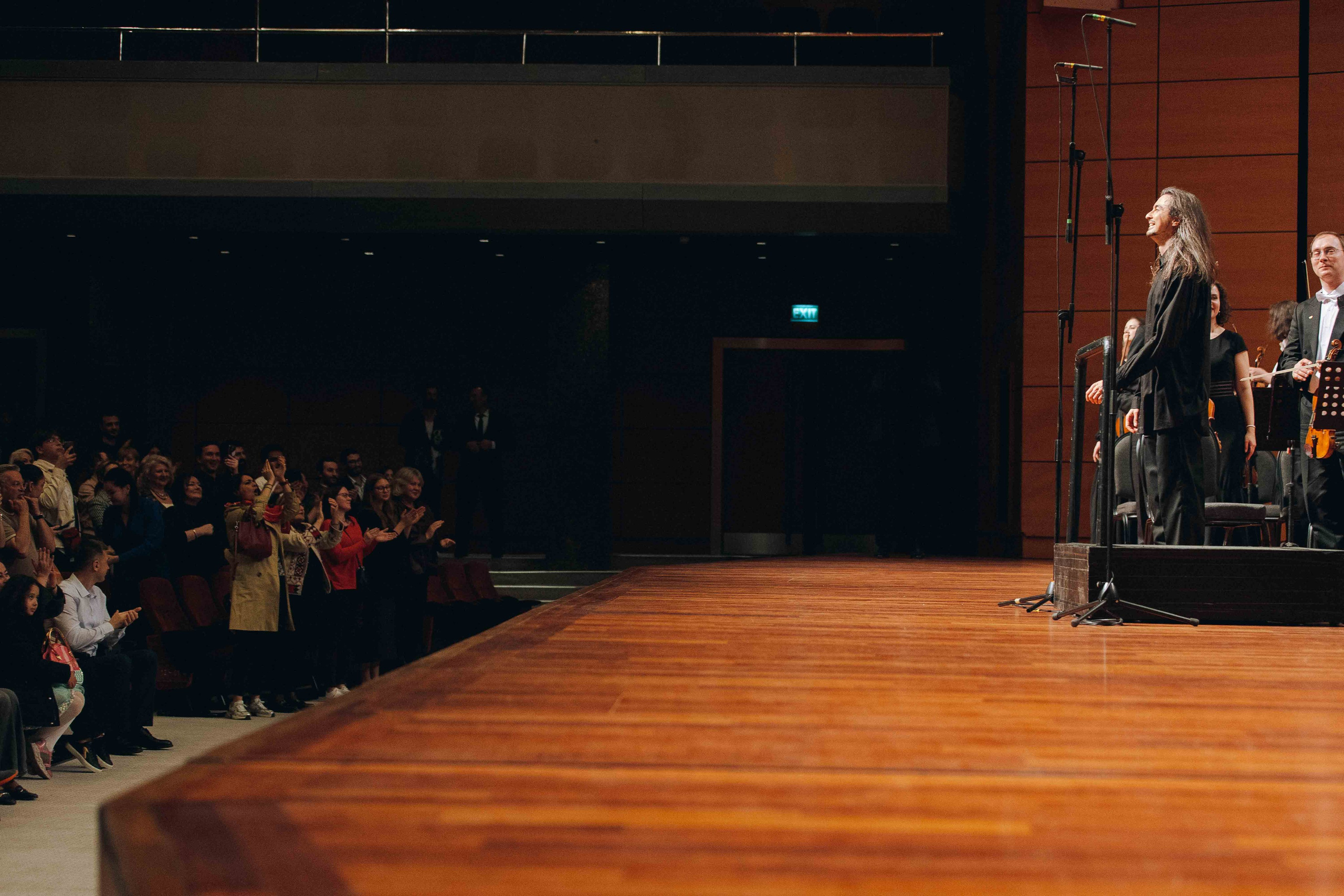 The Tchaikovsky Academic Grand Symphony Orchestra in Istanbul. Wedding&Event photographer Ismail Rzayev in Baku