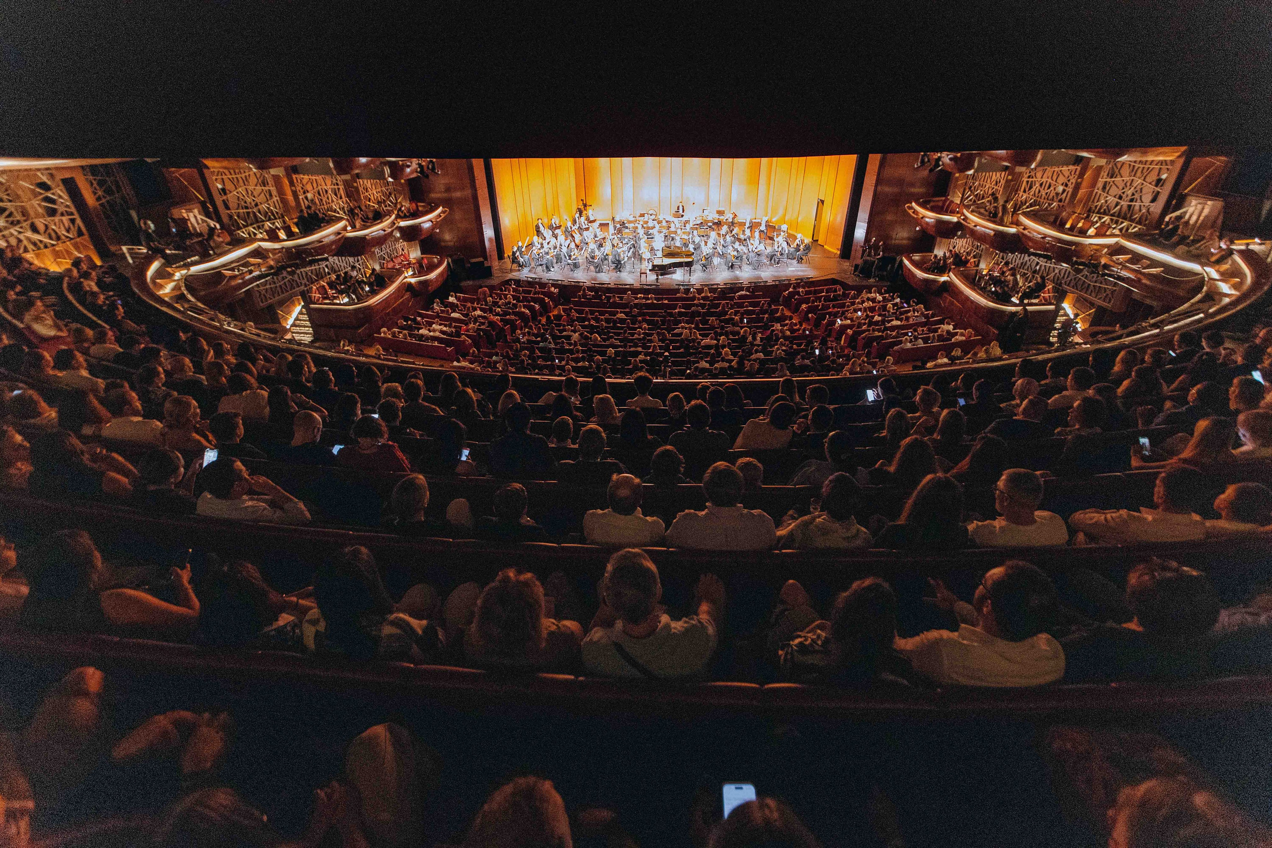 DUBAI OPERA. Wedding&Event photographer Ismail Rzayev in Baku