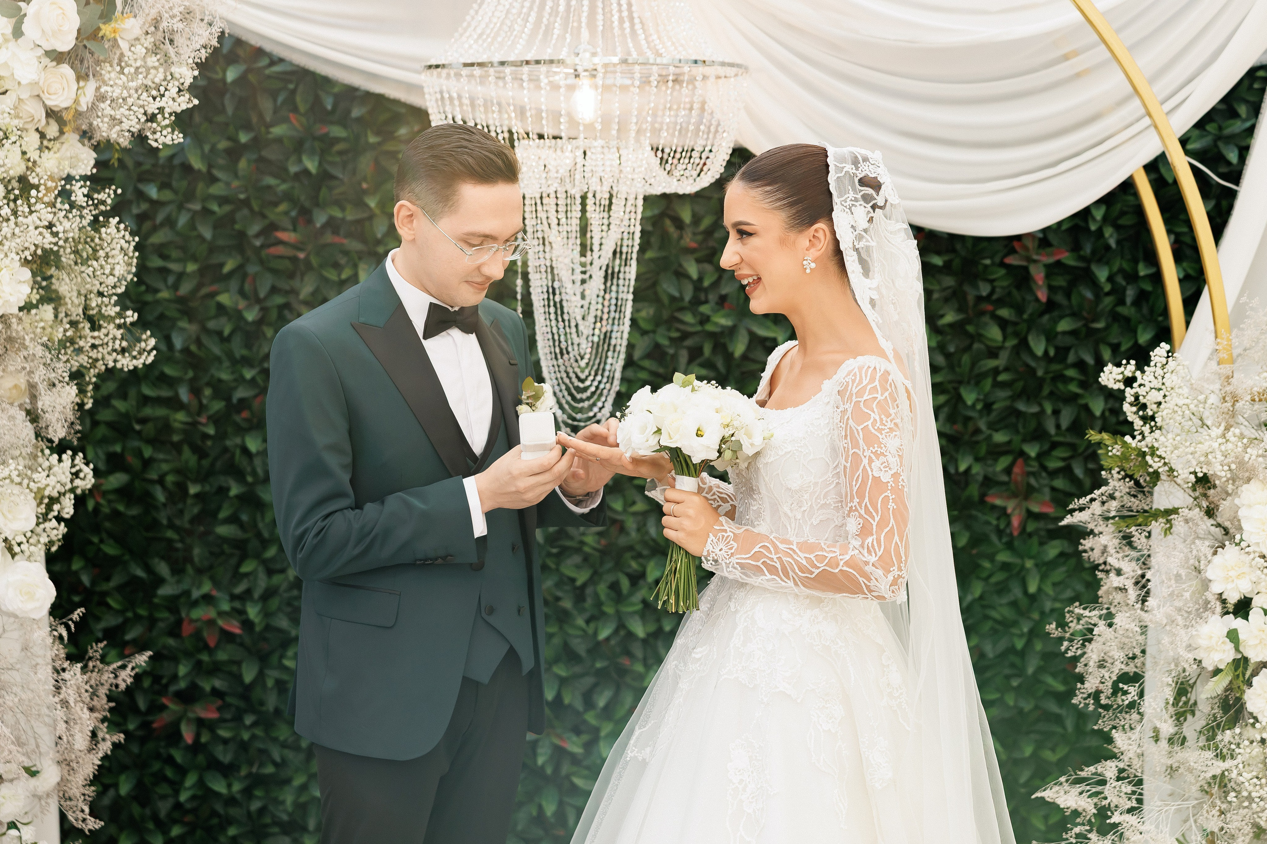 Serghei & Erica — Queen Residence. Servicii Foto și Video 067188353