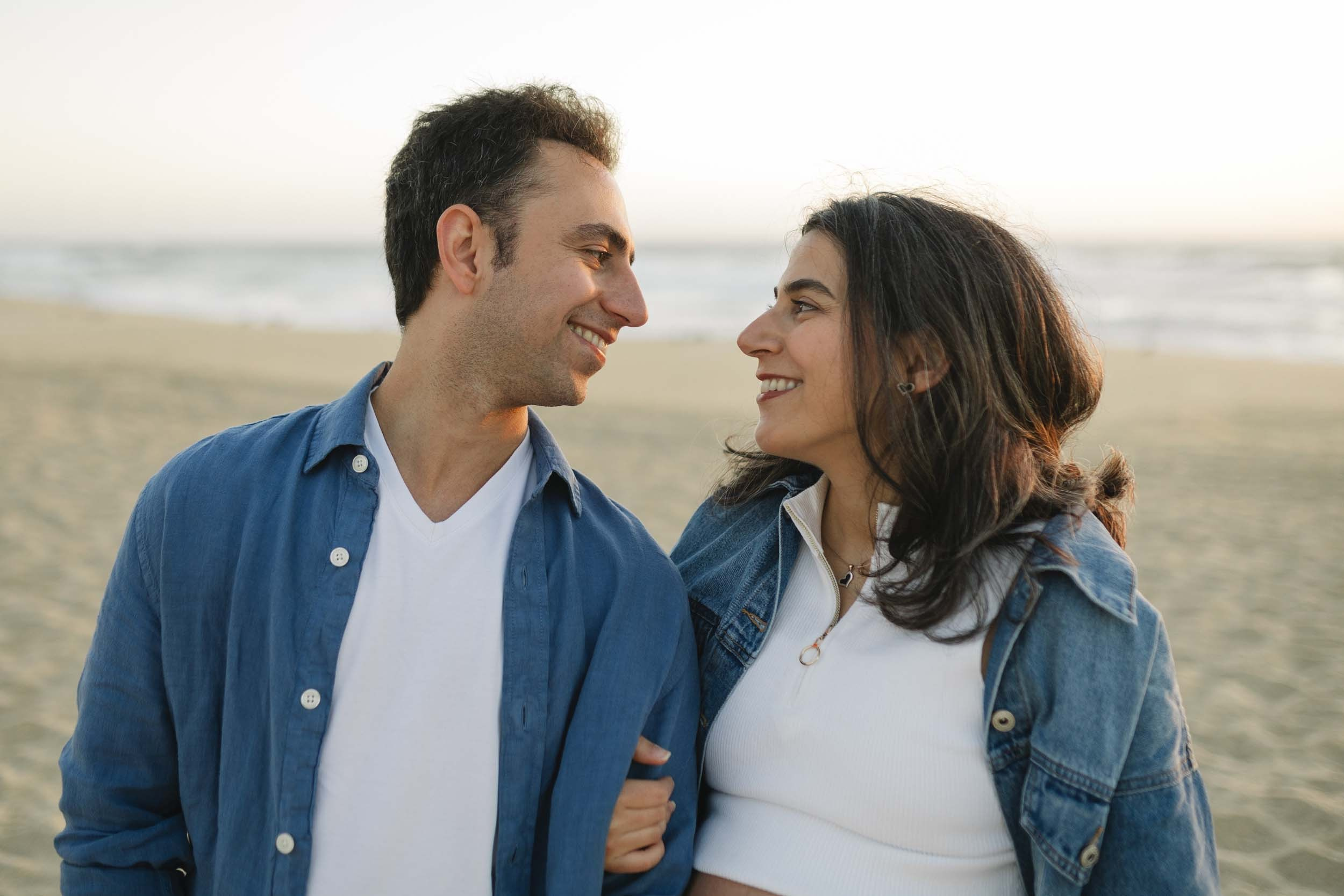 Sunset At Montara State Beach | Maternity Photo Session. Maternity, newborn photographer in the Bay Area|Iryna Rakivnenko