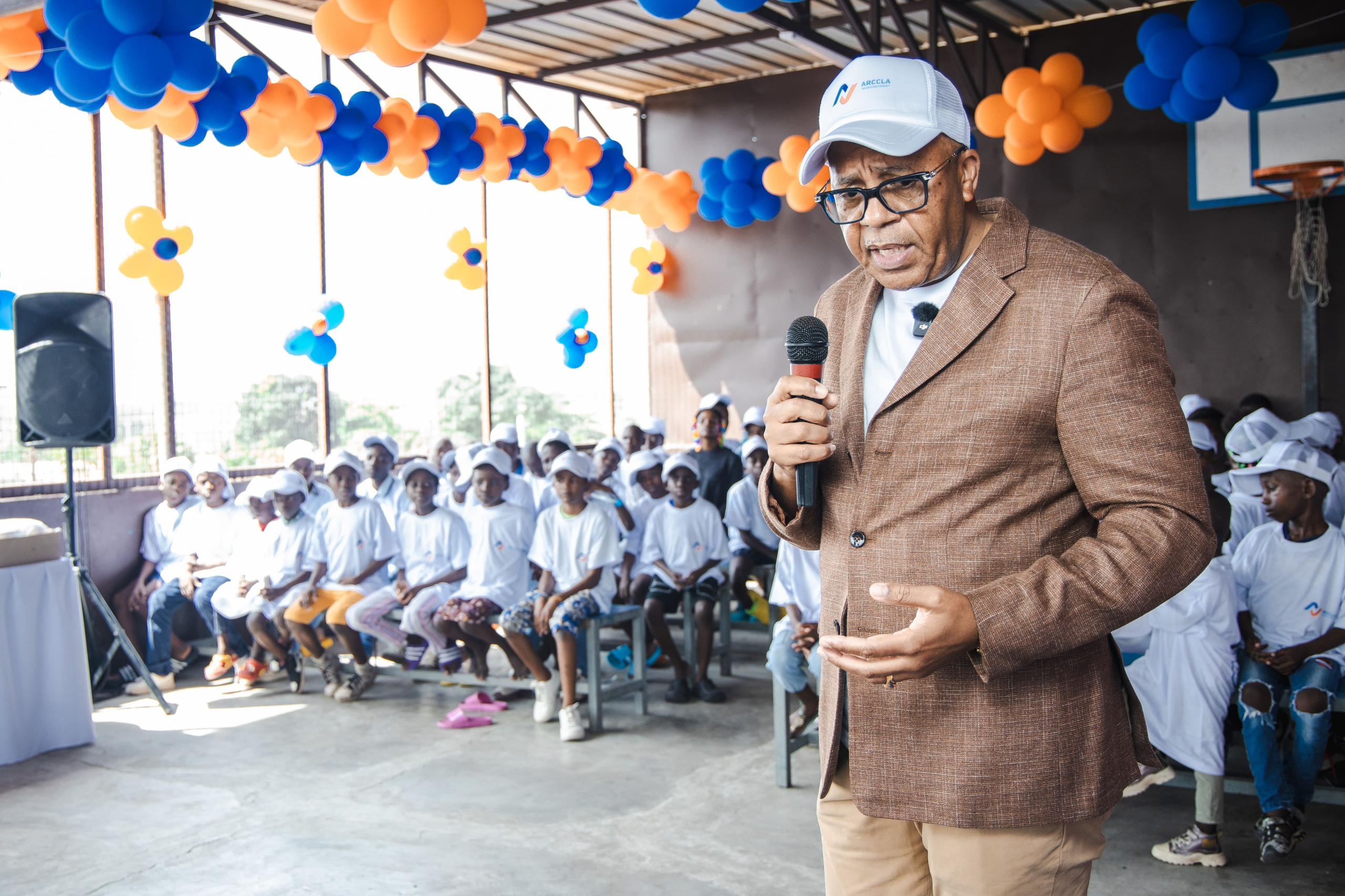 ARCLLA 5 ANOS — ENTREGA DE DONATIVOS