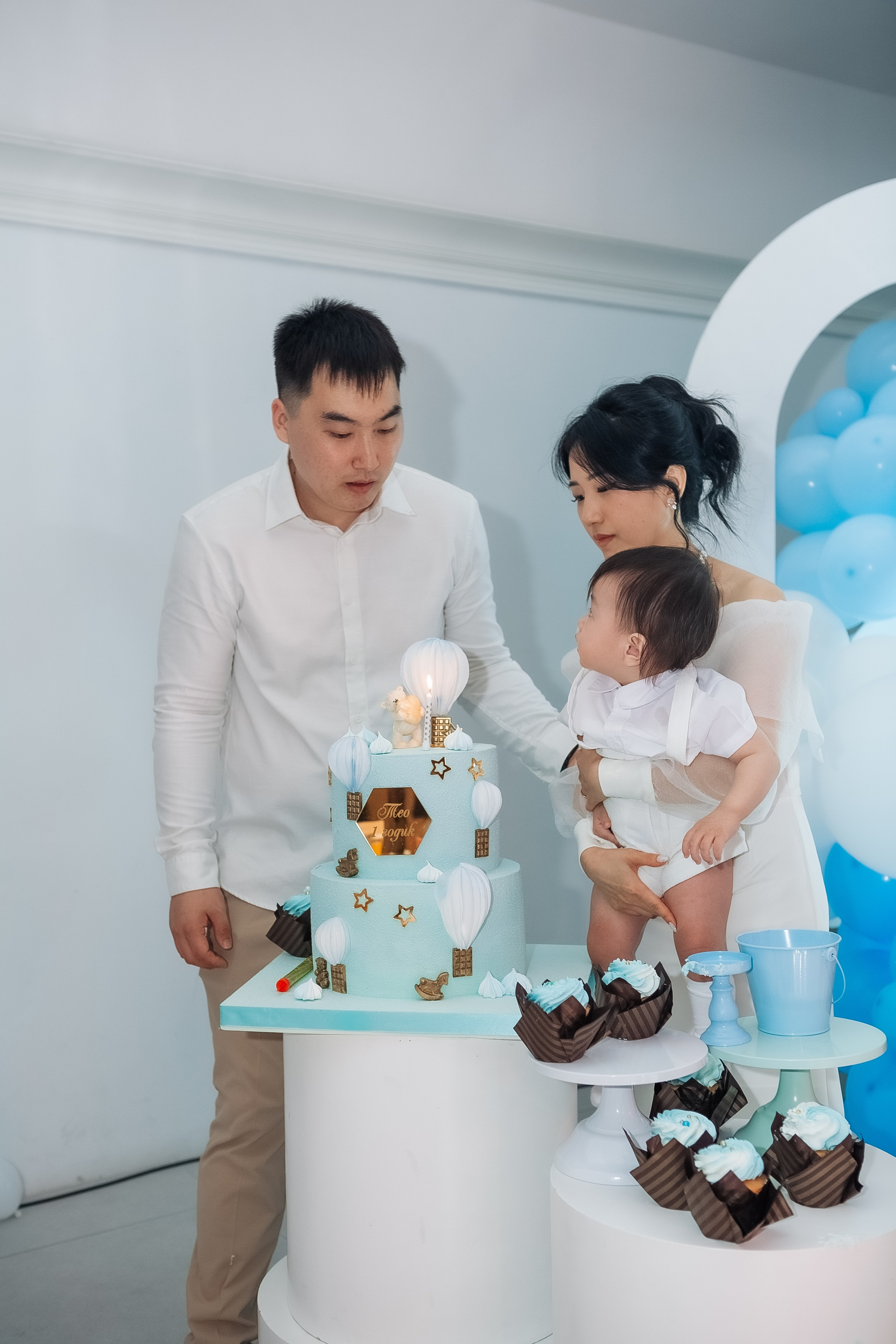 Тео дома и в ресторане. Фотограф беременности, ньюборн и годовасиков в Корее Жанна Хан