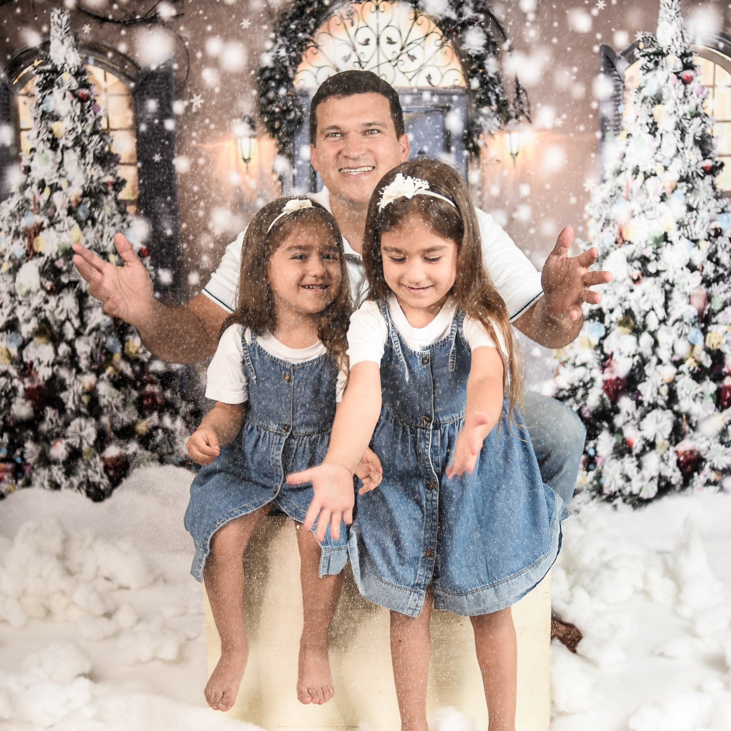 Sesión Navideña de Ariana y Martina. Fotografo de casamiento en misiones y fotógrafo de familia  Posadas