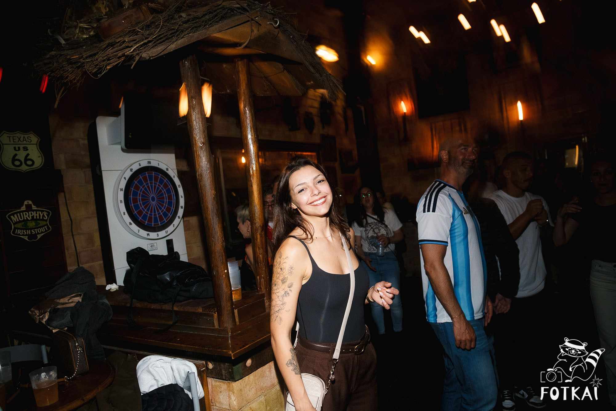 Los Ekilibristas de la Cuerda Floja — Фото с концерта в Торревьехе, 2026 | FOTKAI