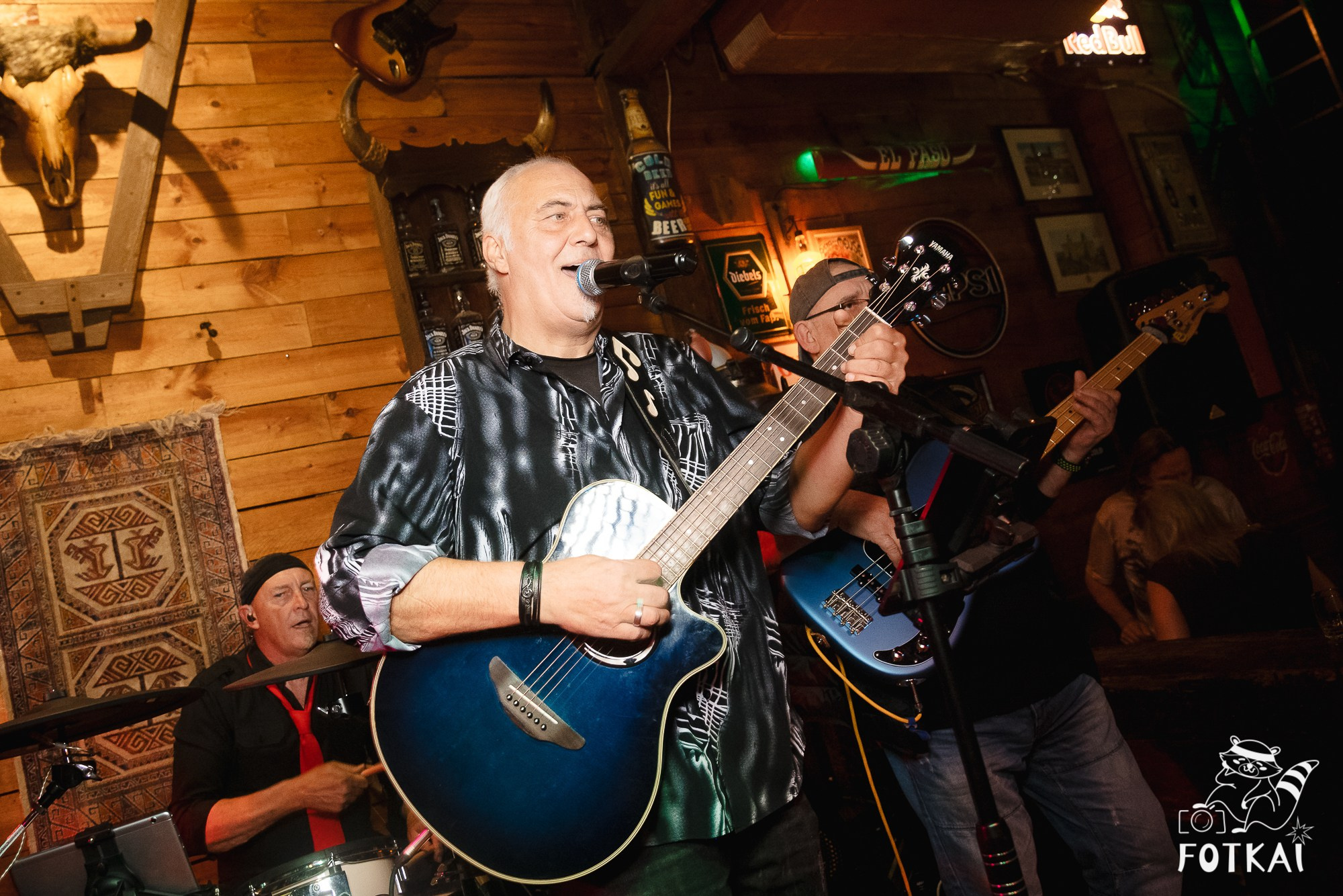 The Galaxy’s в El Paso Bar Торревьеха: фоторепортаж с концерта 21 марта 2026 года | FOTKAI