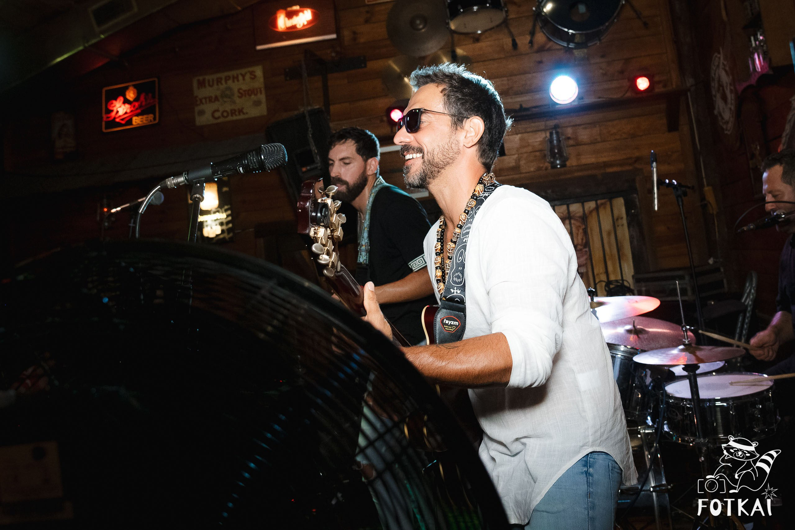 Stones of the Coast en El Paso Rock Bar Torrevieja: Reportaje fotográfico 20.09.25 | FOTKAI