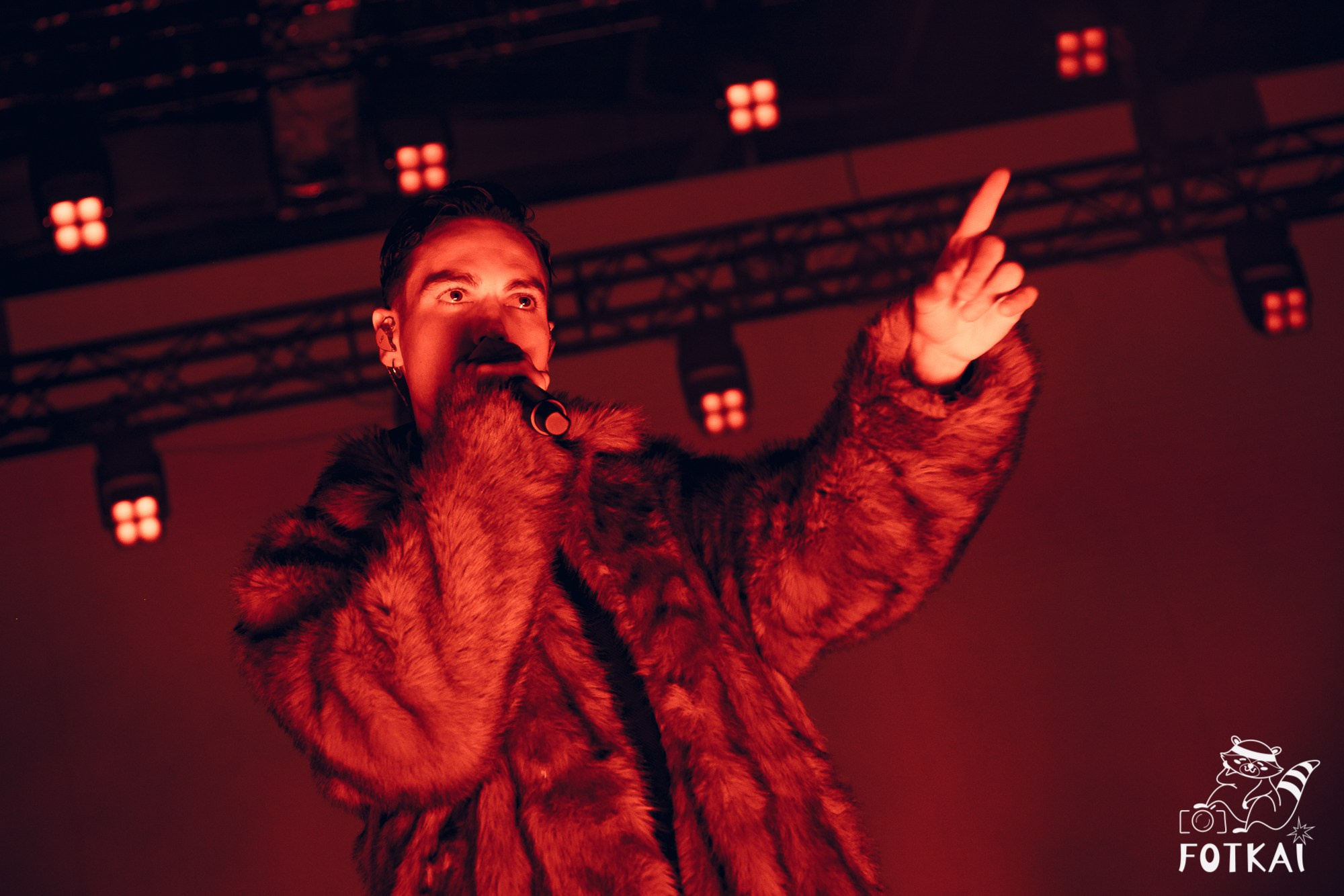 Фотоотчёт с концерта Miss Caffeina 27 марта 2026 в Аликанте | FOTKAI