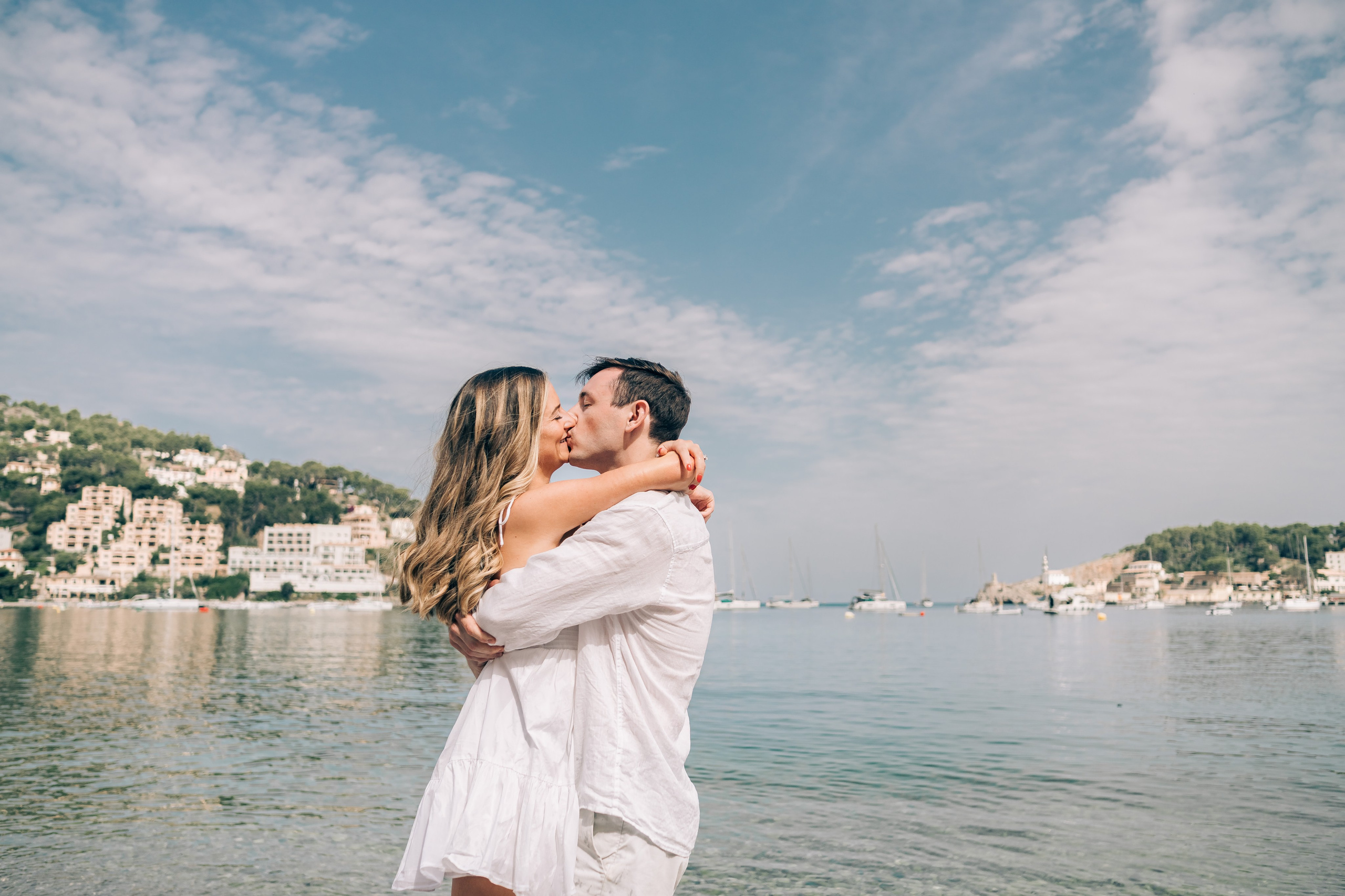 Relaxed Couple Session in Mallorca — Citrus Fields & Seaside. Фотограф у Пальма де Майорка