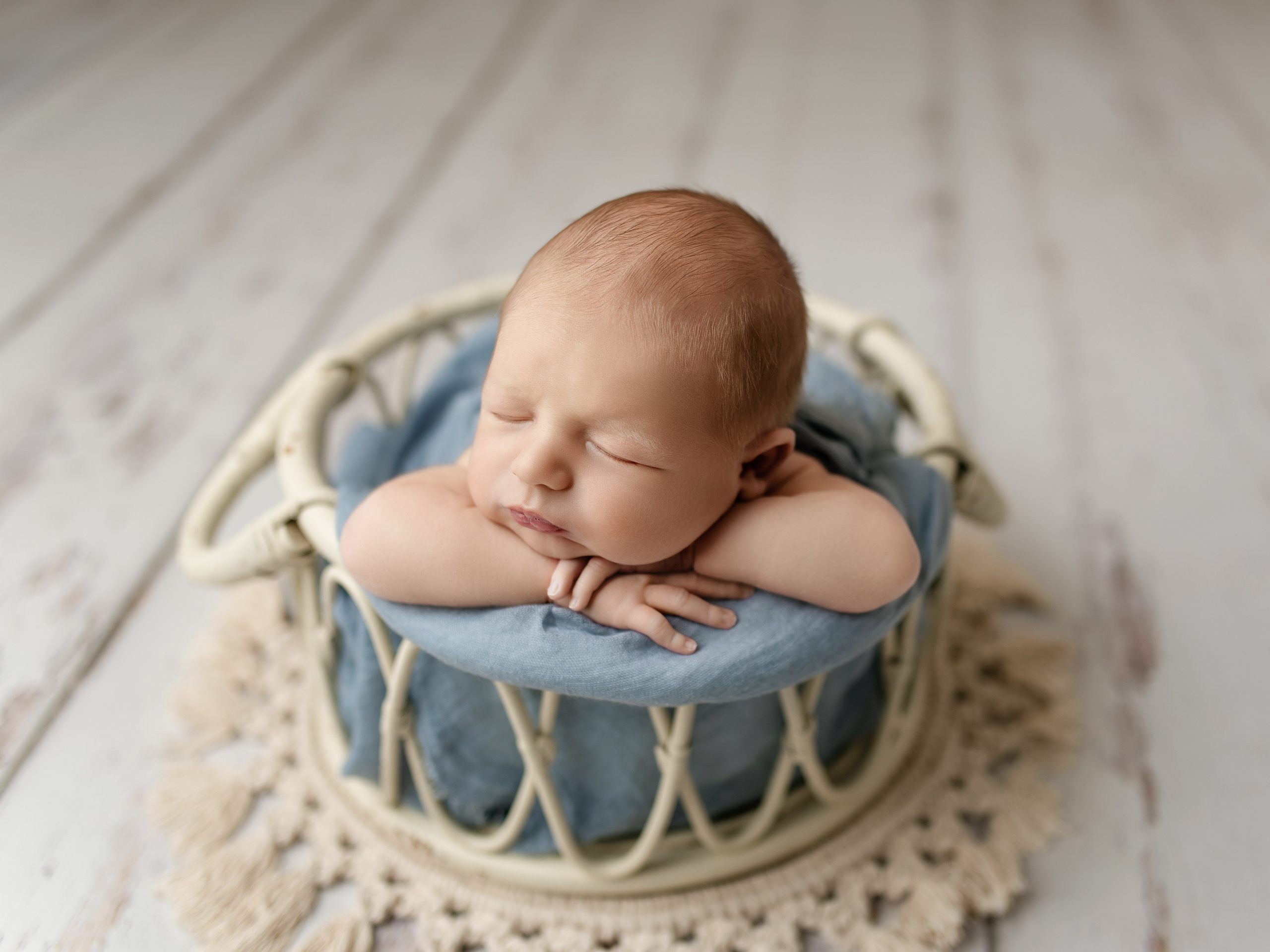 Esu Aleksandra naujagimių ir kudikių fotografė iš Vilniaus