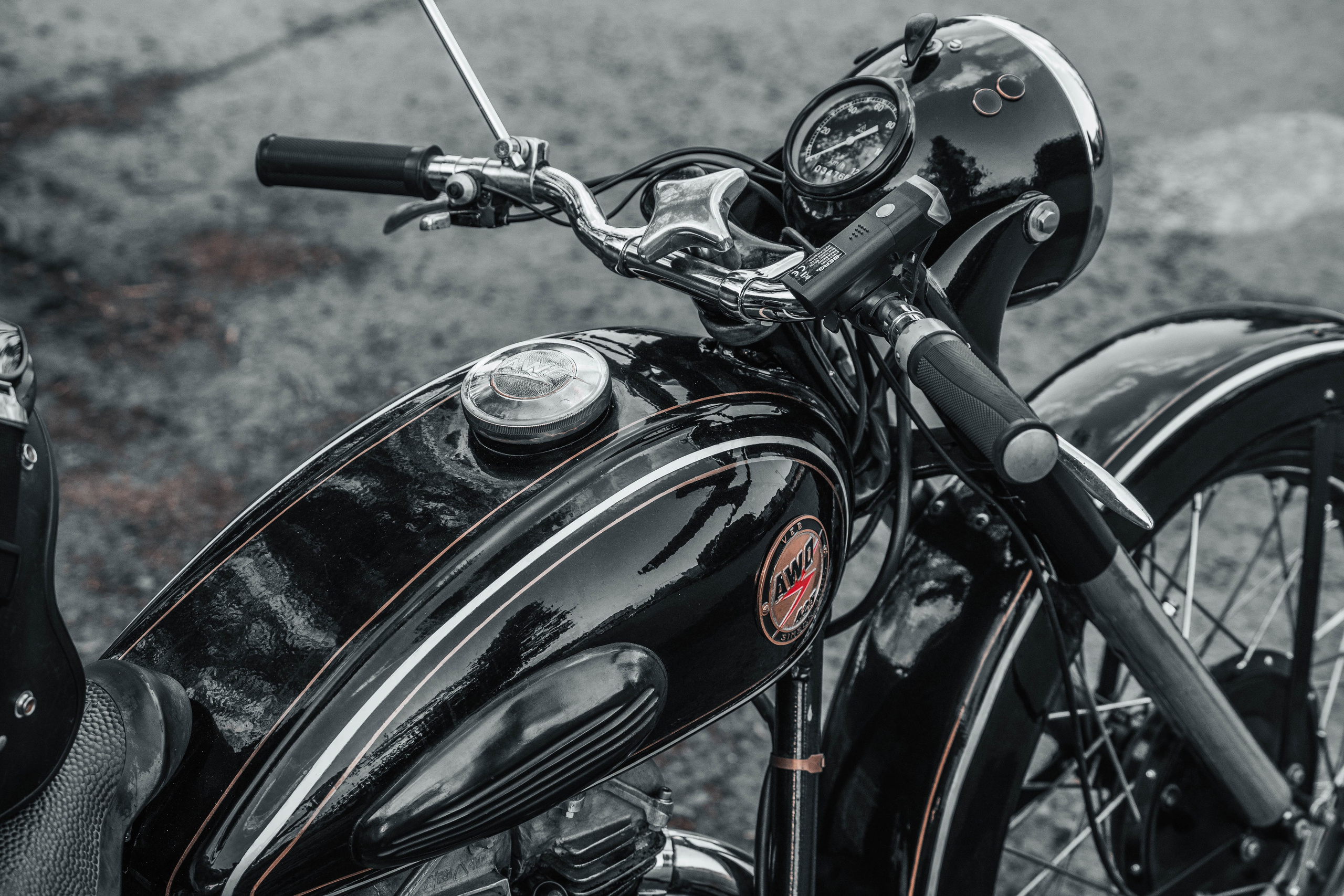 Streetphoto. VEKE MEDIA