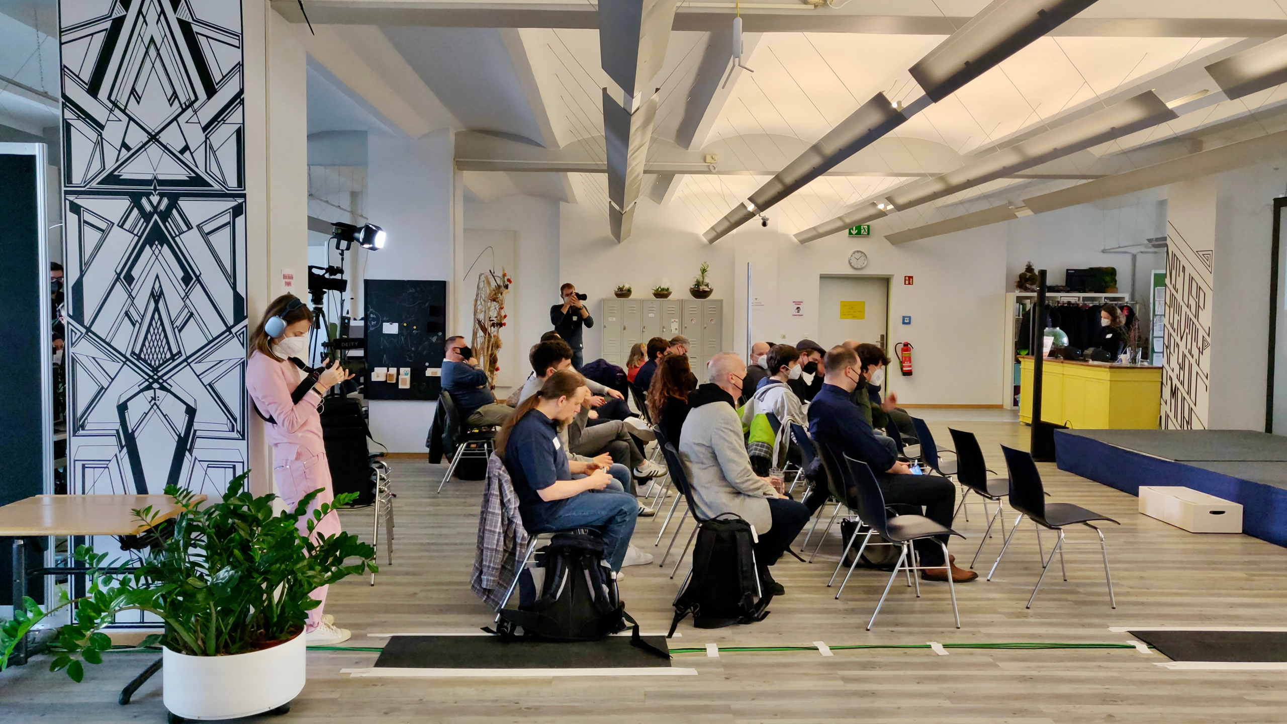 Backstage. Annecy Film — Videography, Vidéaste Kate CRAMON in Annecy and Geneva