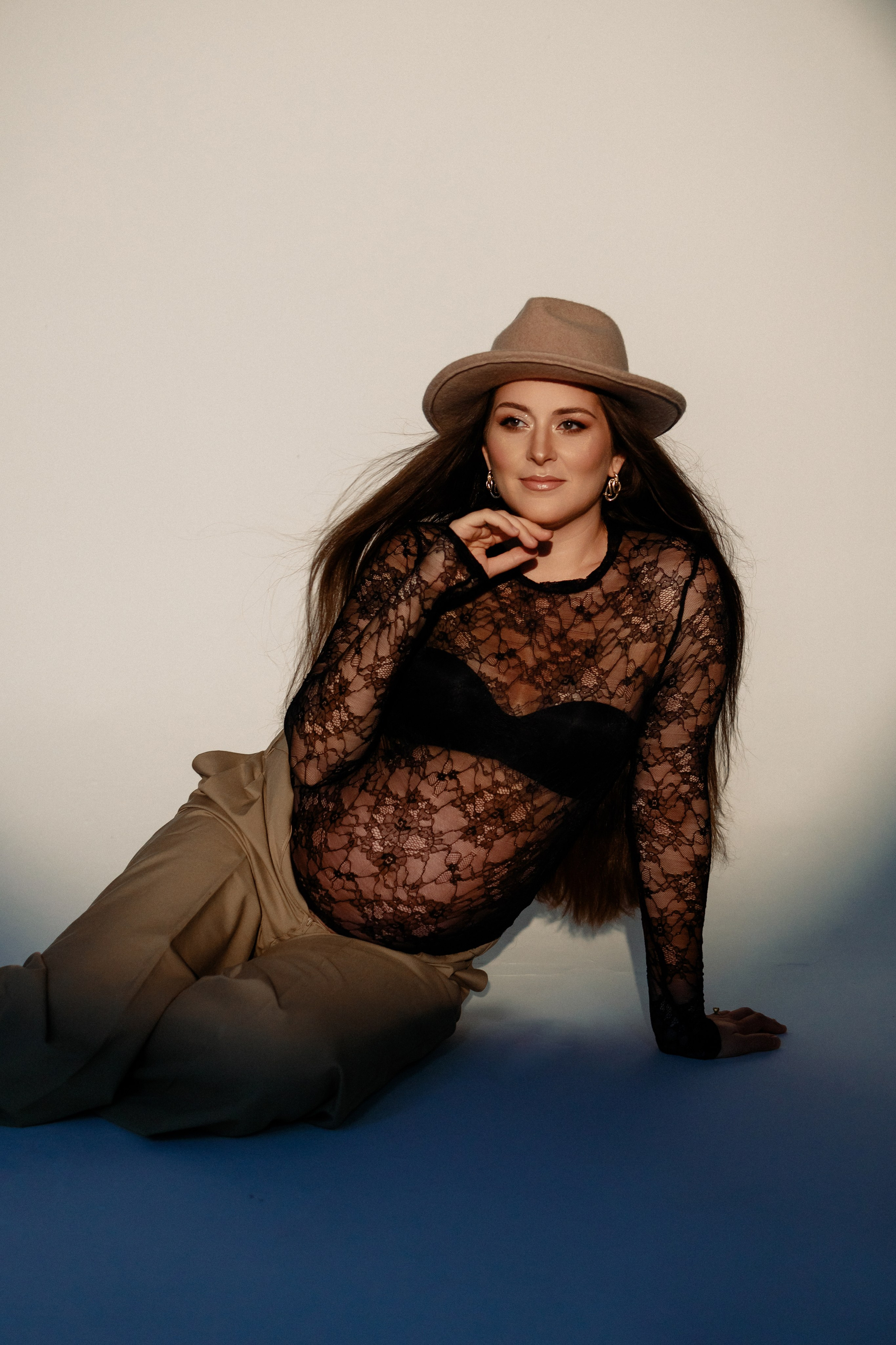 Pregnancy shooting. Elena Gorobets. Photographer in Zagreb