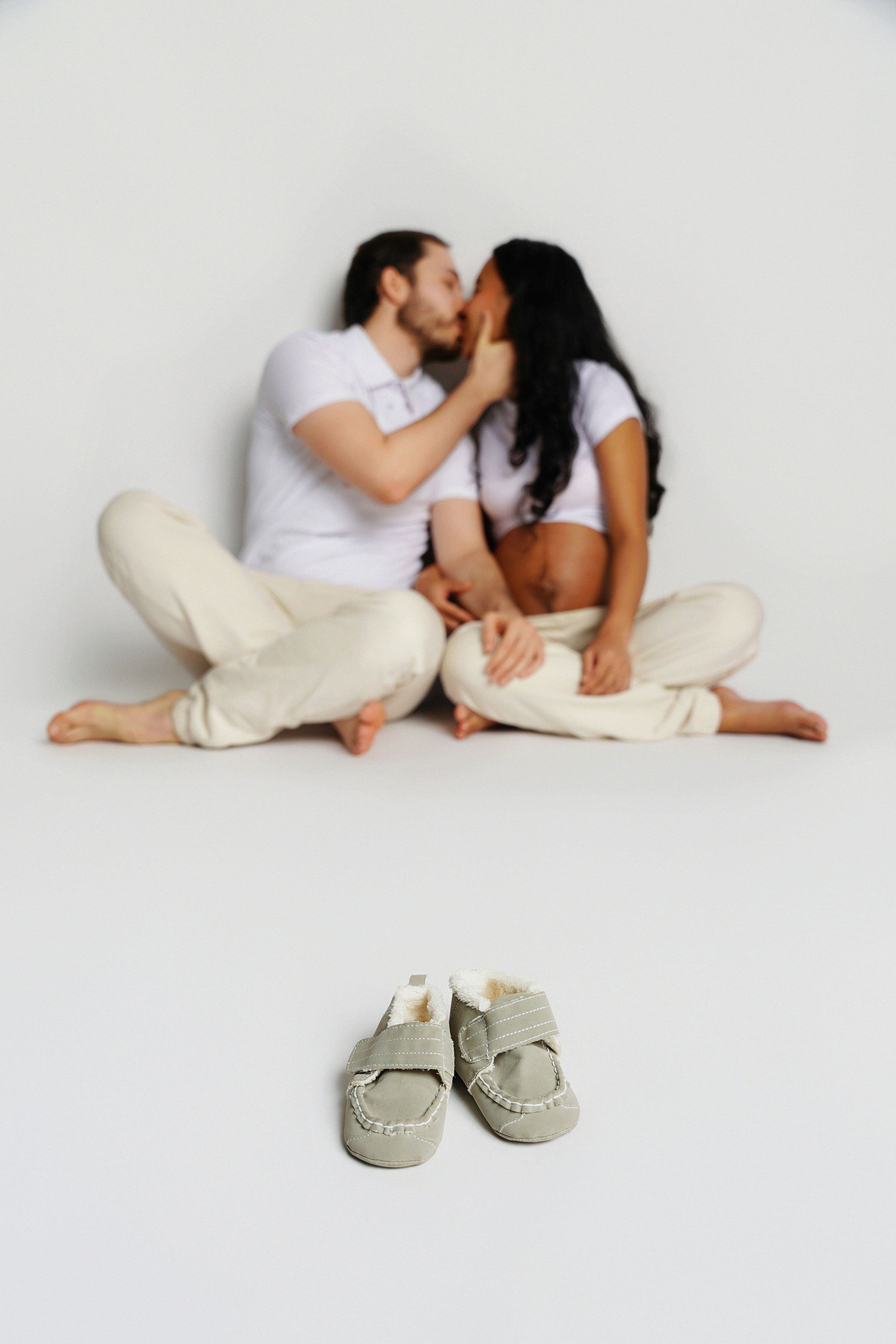 Babybauch. Neugeborenenfotografin und Retoucher in Augsburg Nastassia Schneider