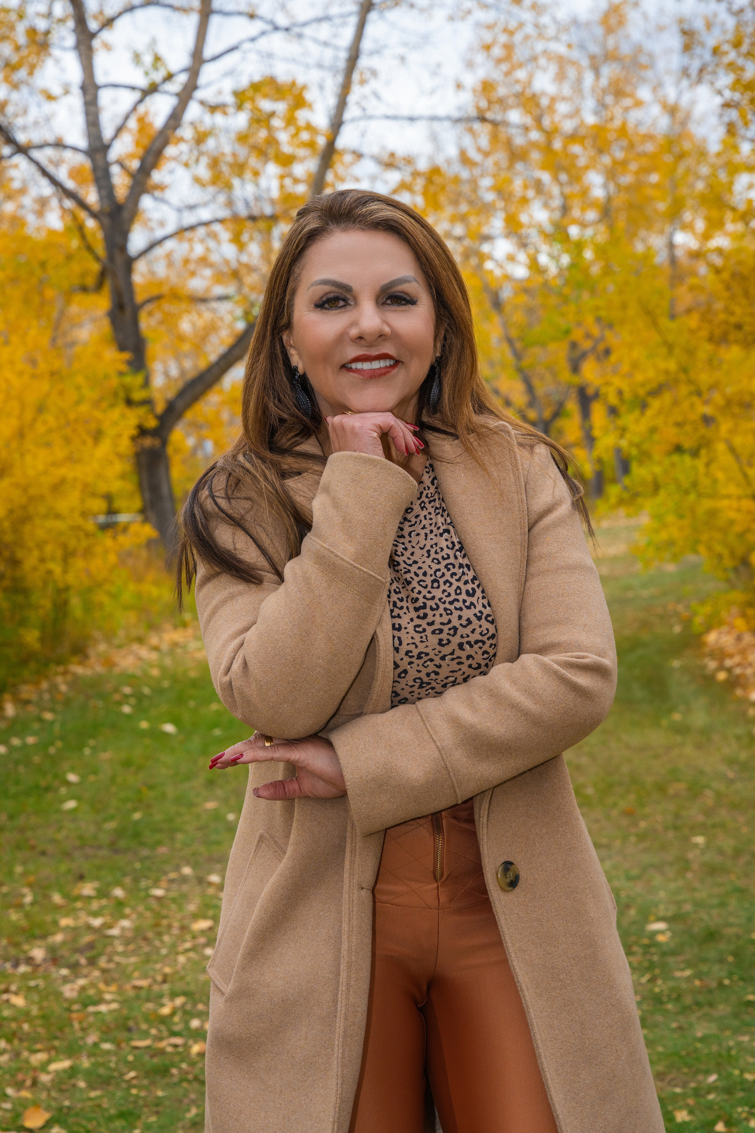Ariana’s Family. Carlos Lima Photography — Photographer in Calgary