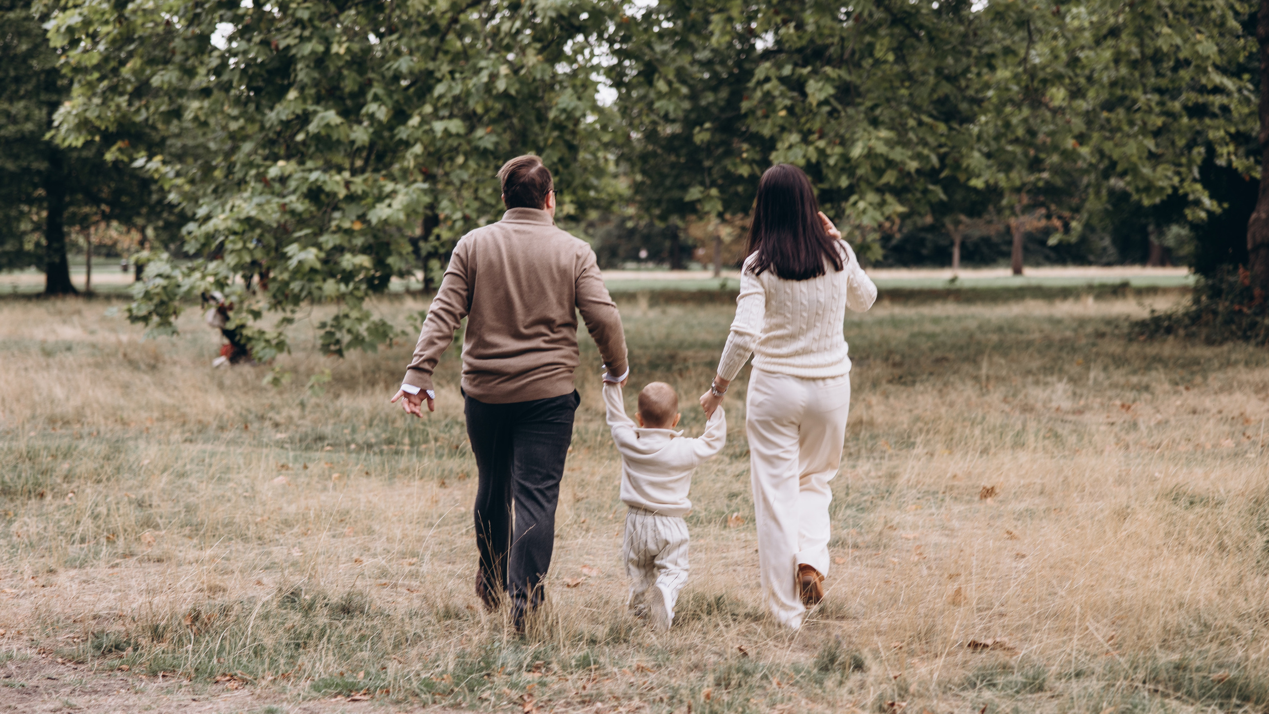 Charles with parents (Hyde park). Anastasia Klink, Photographer in London