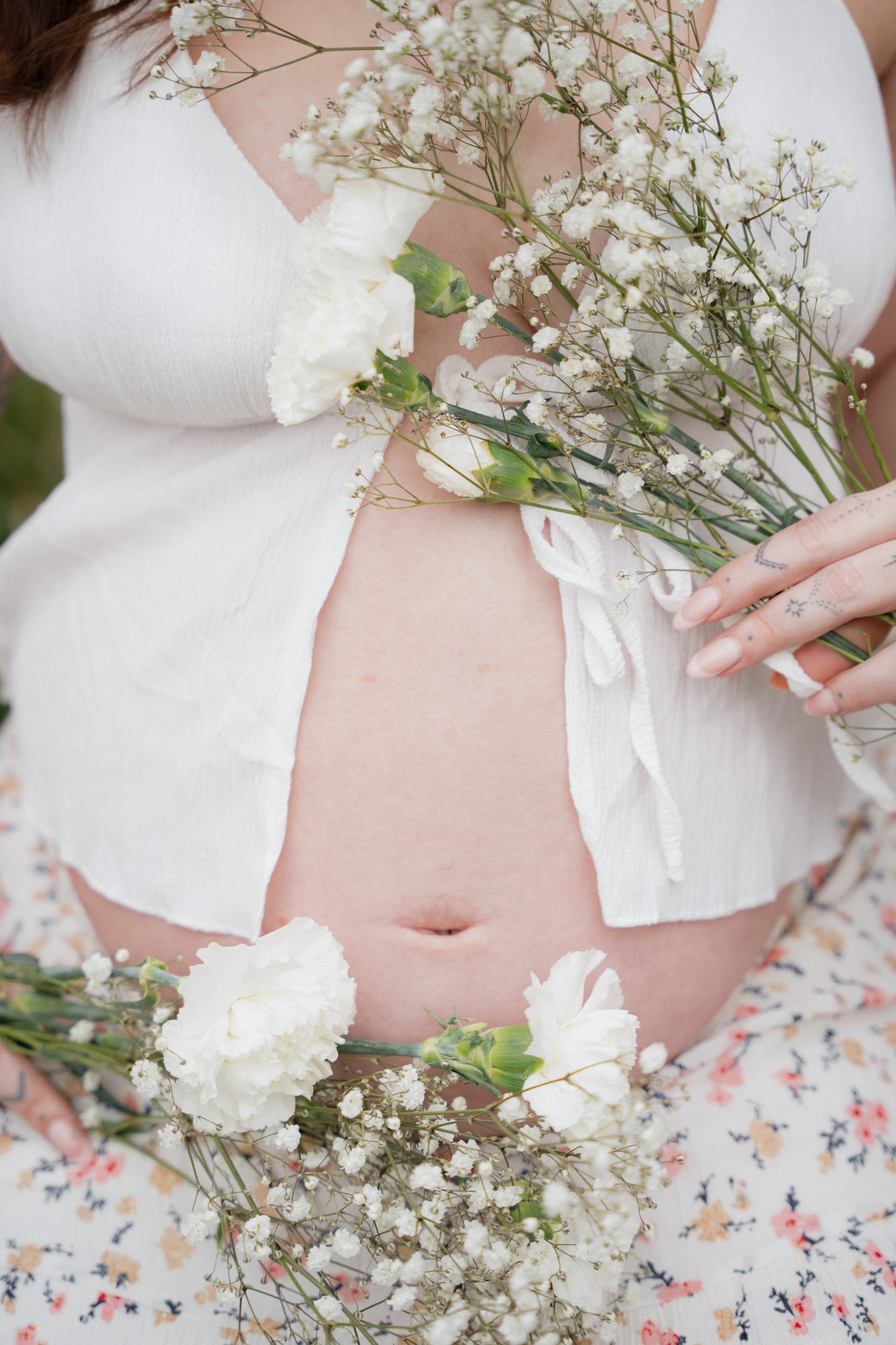 Sara maternity. Photographer in Washington Sophia D