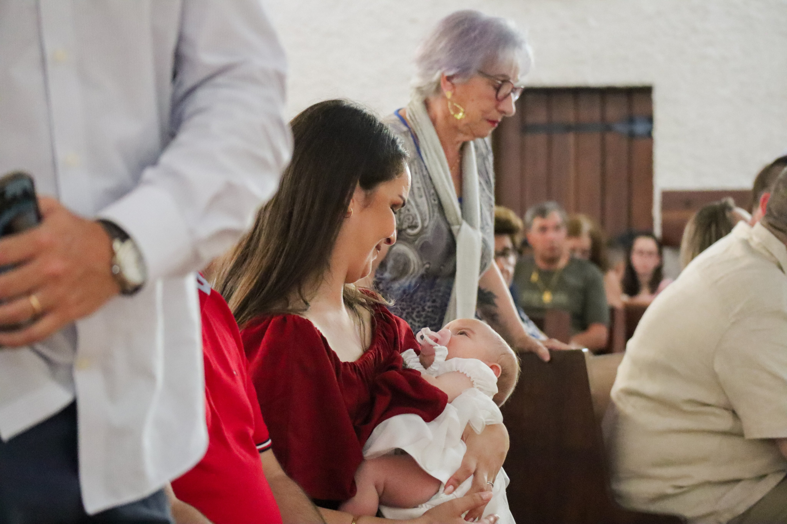 Baptism Photographer in Aveiro, Portugal | Bia Bandeira
