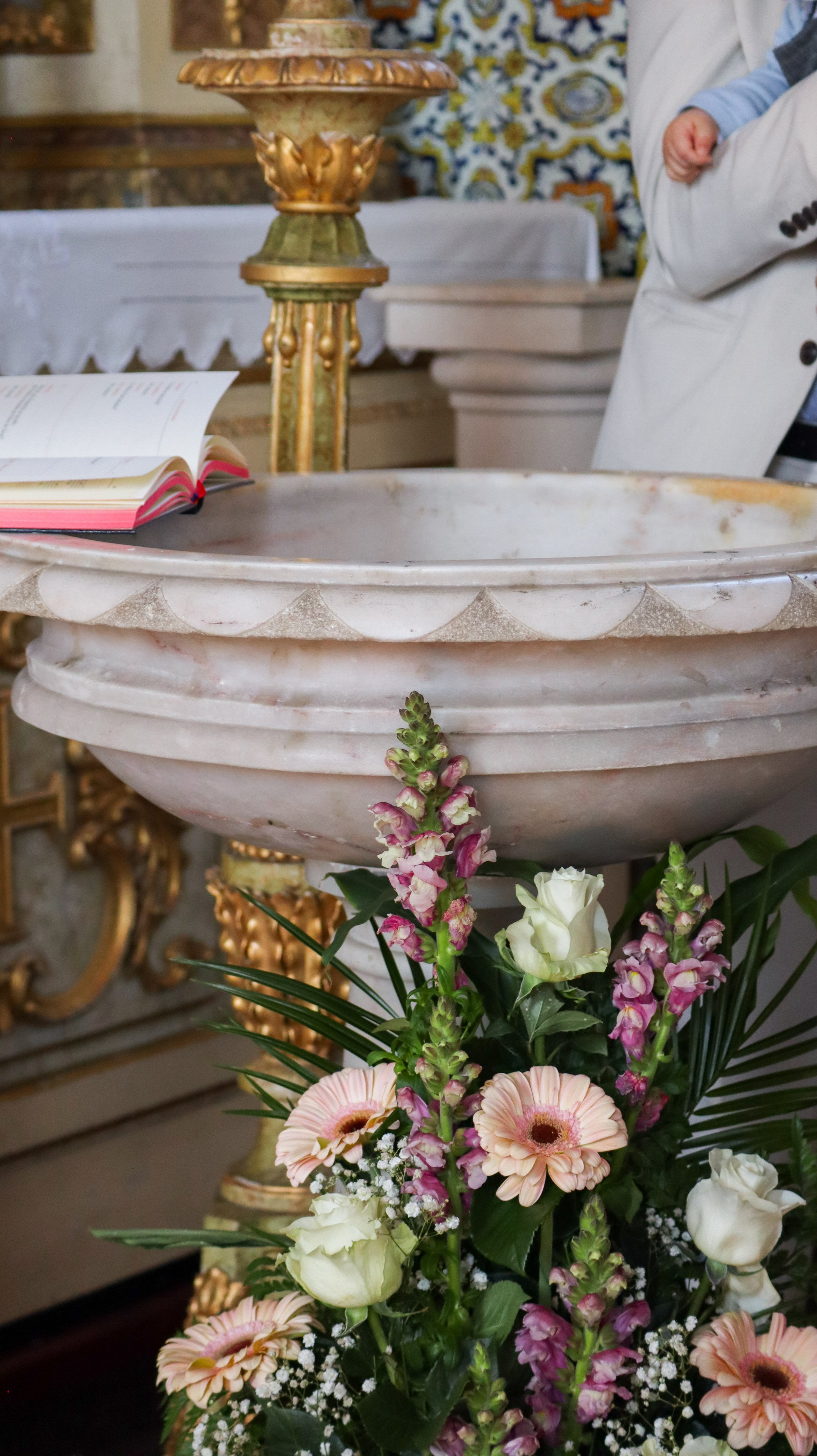 Baptism Photographer in Aveiro, Portugal | Bia Bandeira