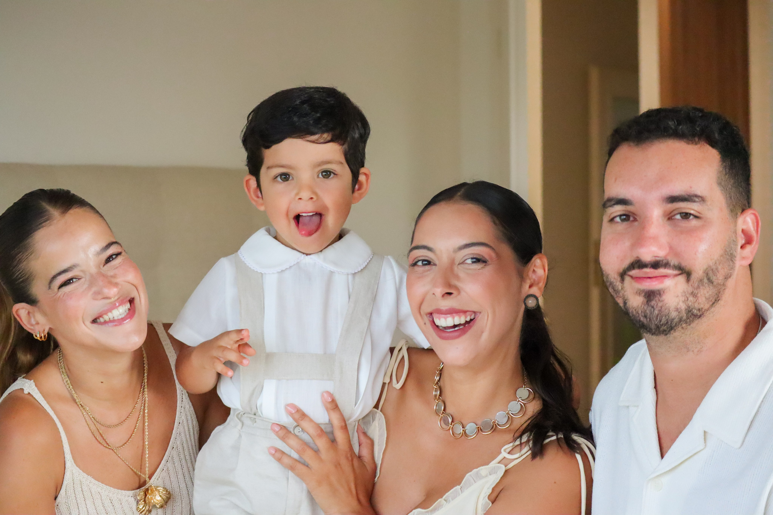 Baptism Photographer in Aveiro, Portugal | Bia Bandeira