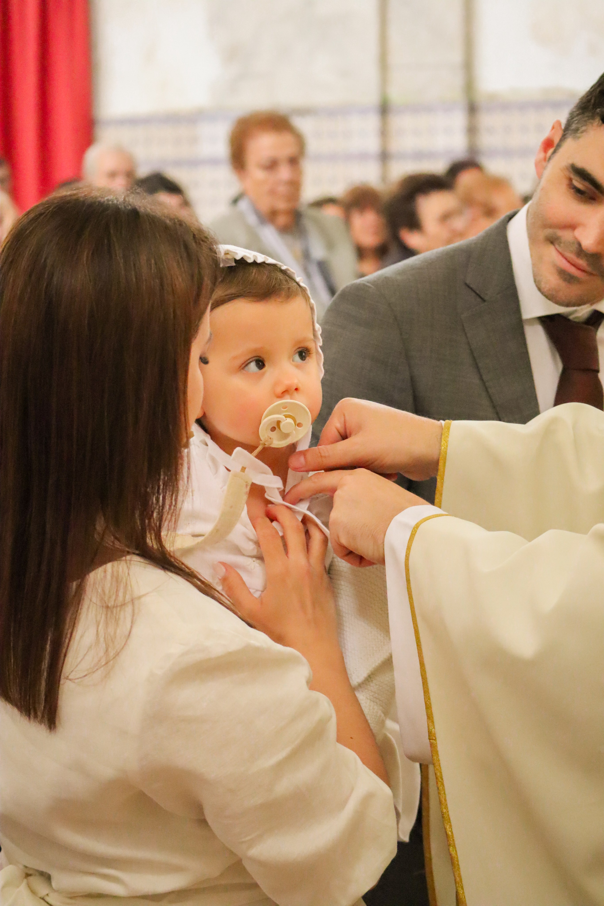 Baptism Photographer in Aveiro, Portugal | Bia Bandeira
