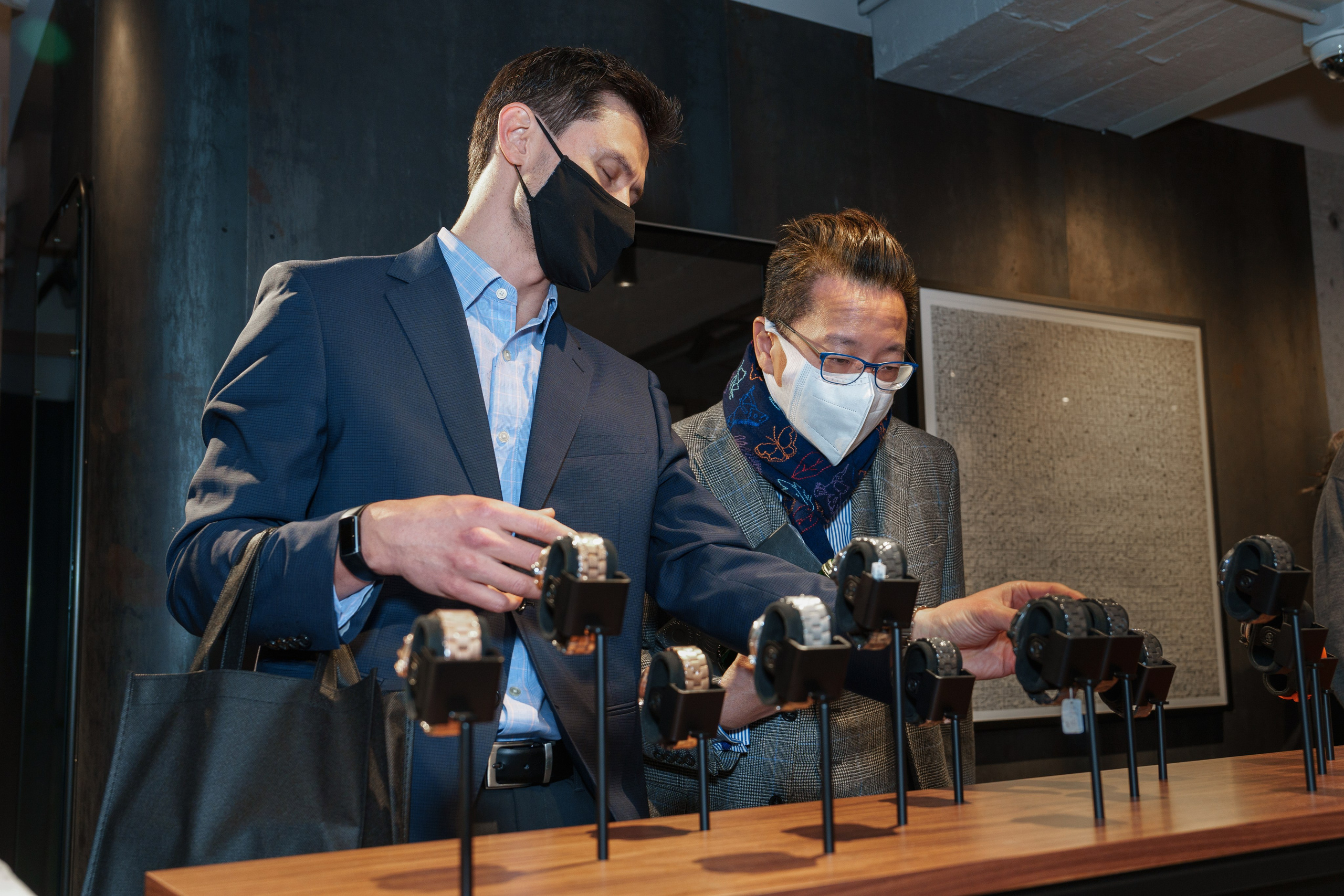 WATCHBOX. ФОТОГРАФ В ГОНКОНГЕ (СВАДЬБЫ, FASHION, СЕМЕЙНЫЕ, МЕРОПРИЯТИЯ, ФОТОПРОГУЛКИ)