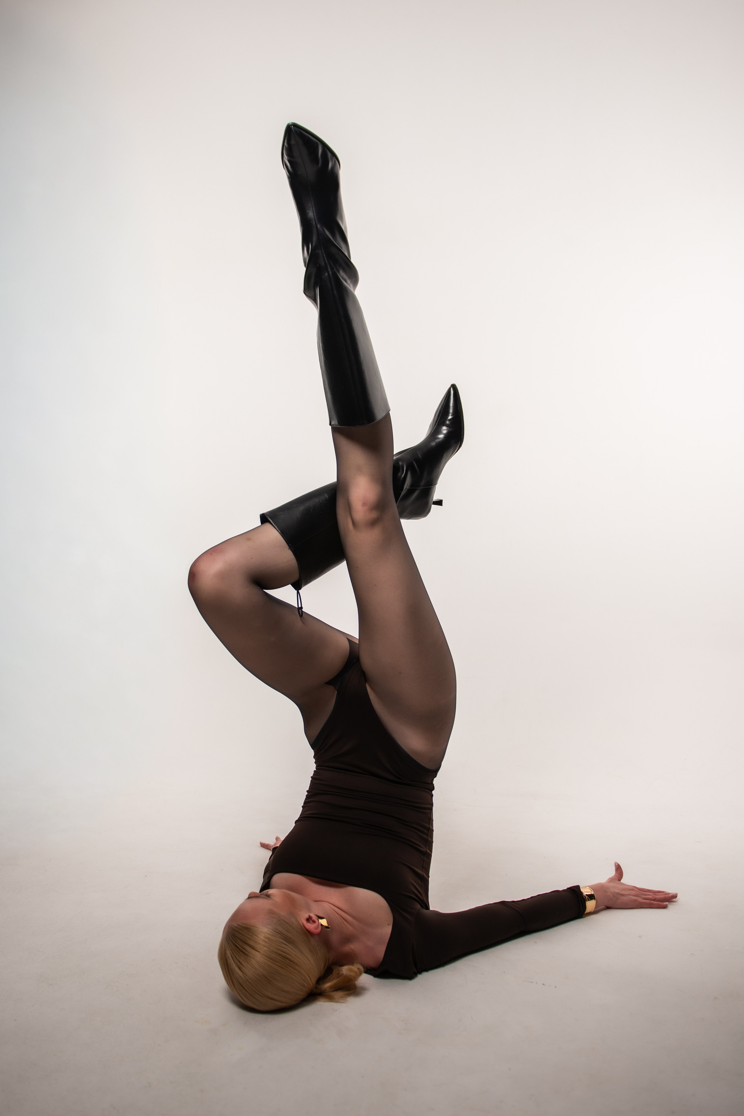 Aura Divina. JourneyUP Visuals