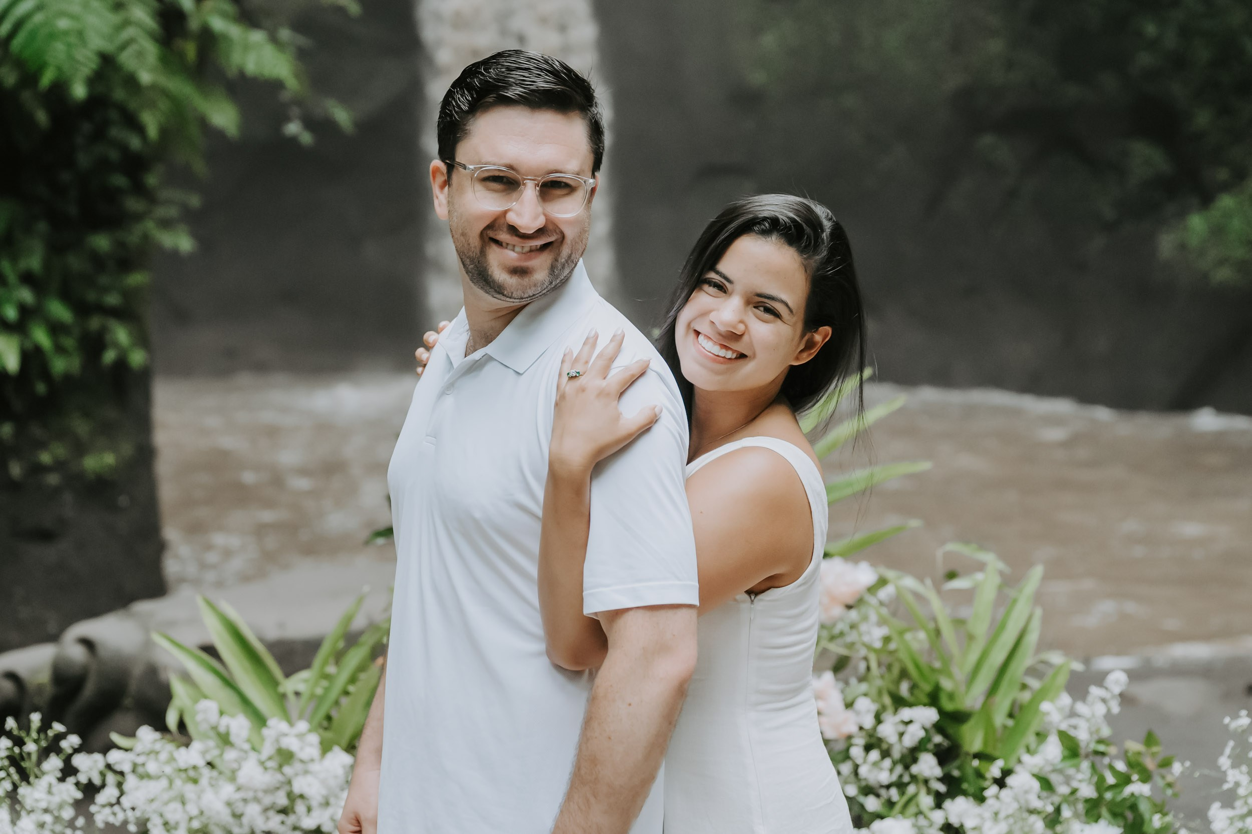 Marriage Proposal. Female Photographer in Bali