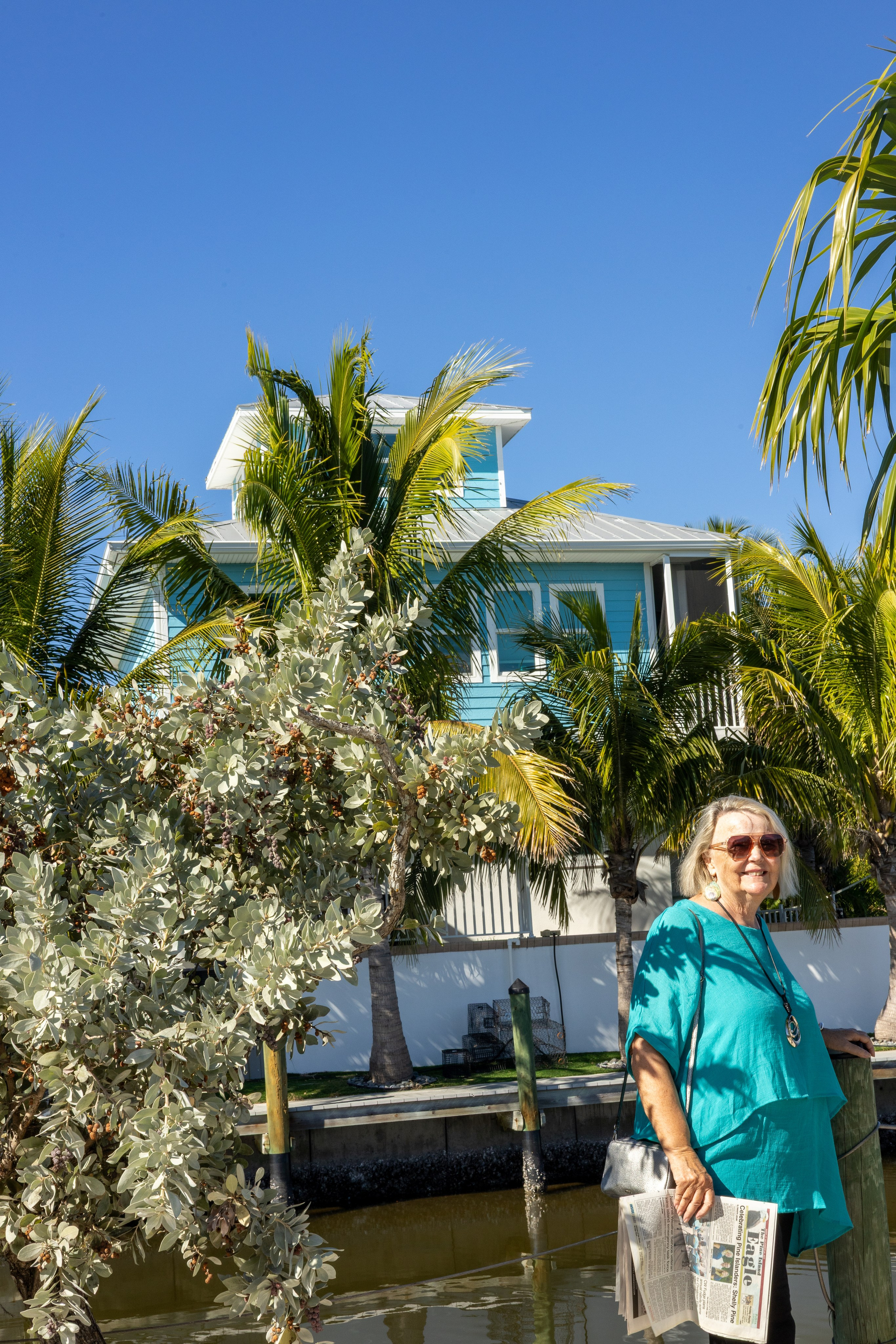 Pine Island / Machala. Out and About 239