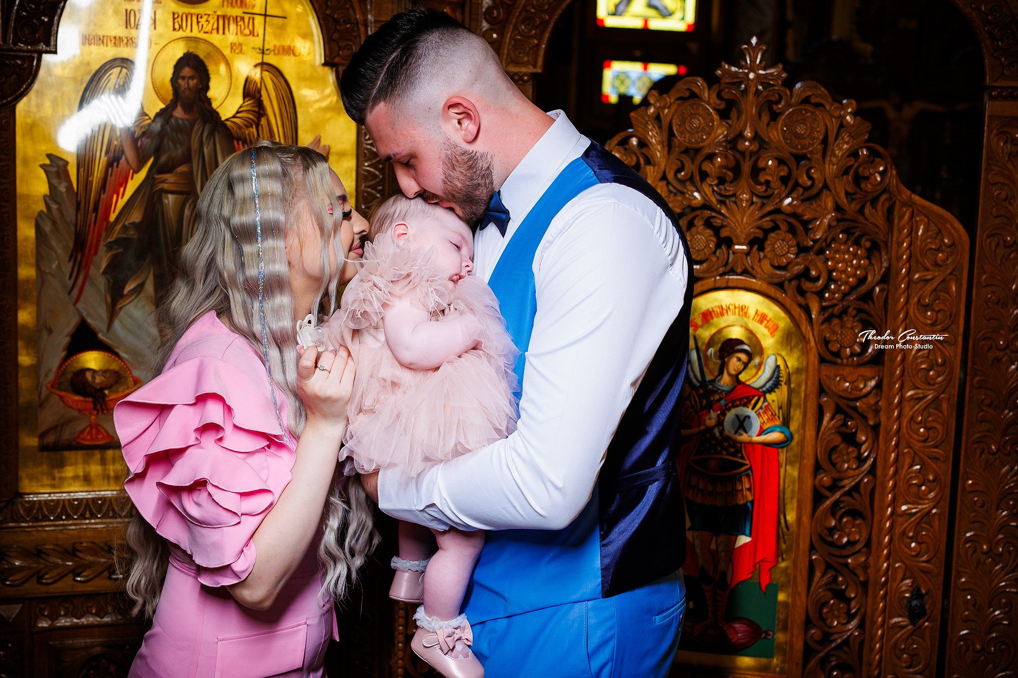 Botez. Dream Studio Galați – ședințe foto profesionale pentru familie, portrete și evenimente