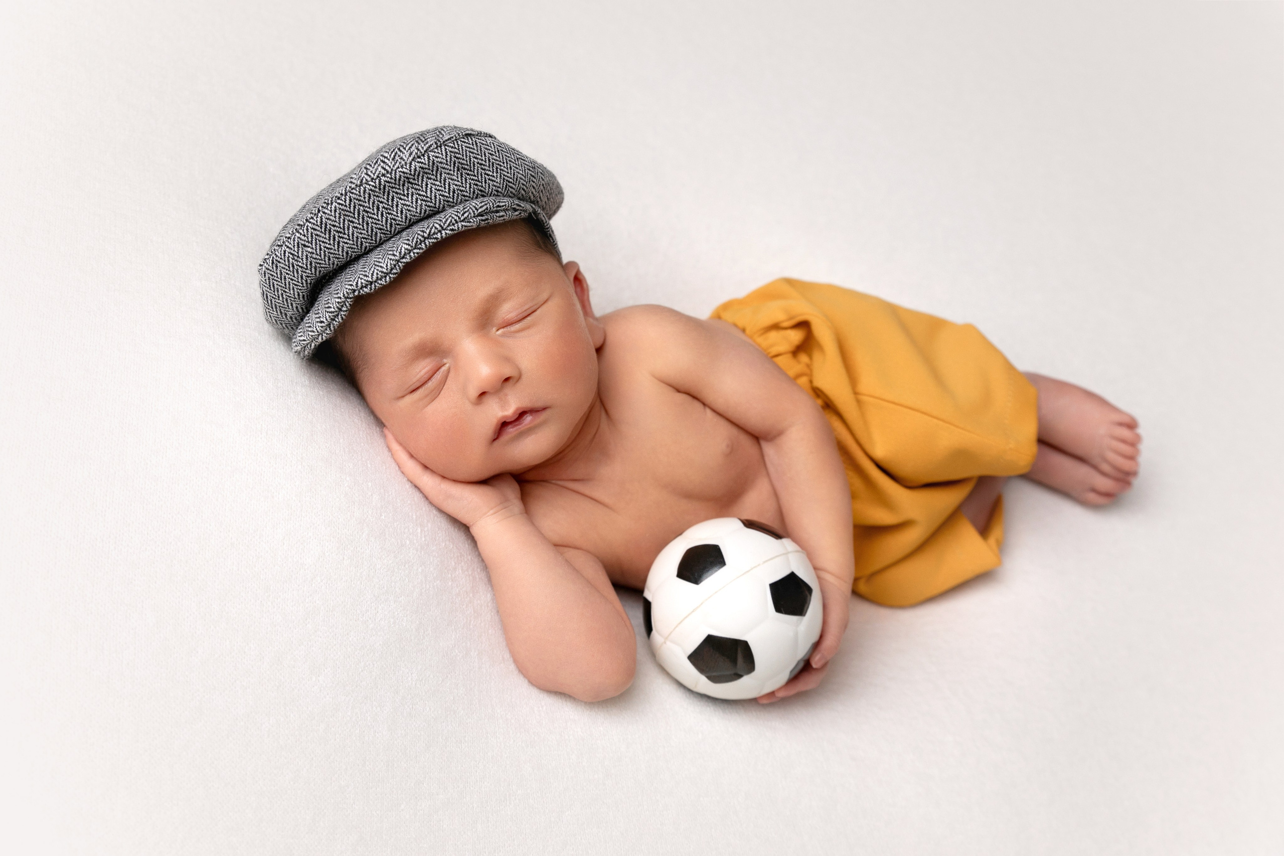 FAQ about newborn. נטליה רוזמן צלמת הריון ניובורן ילדים ובוק בת מצווה