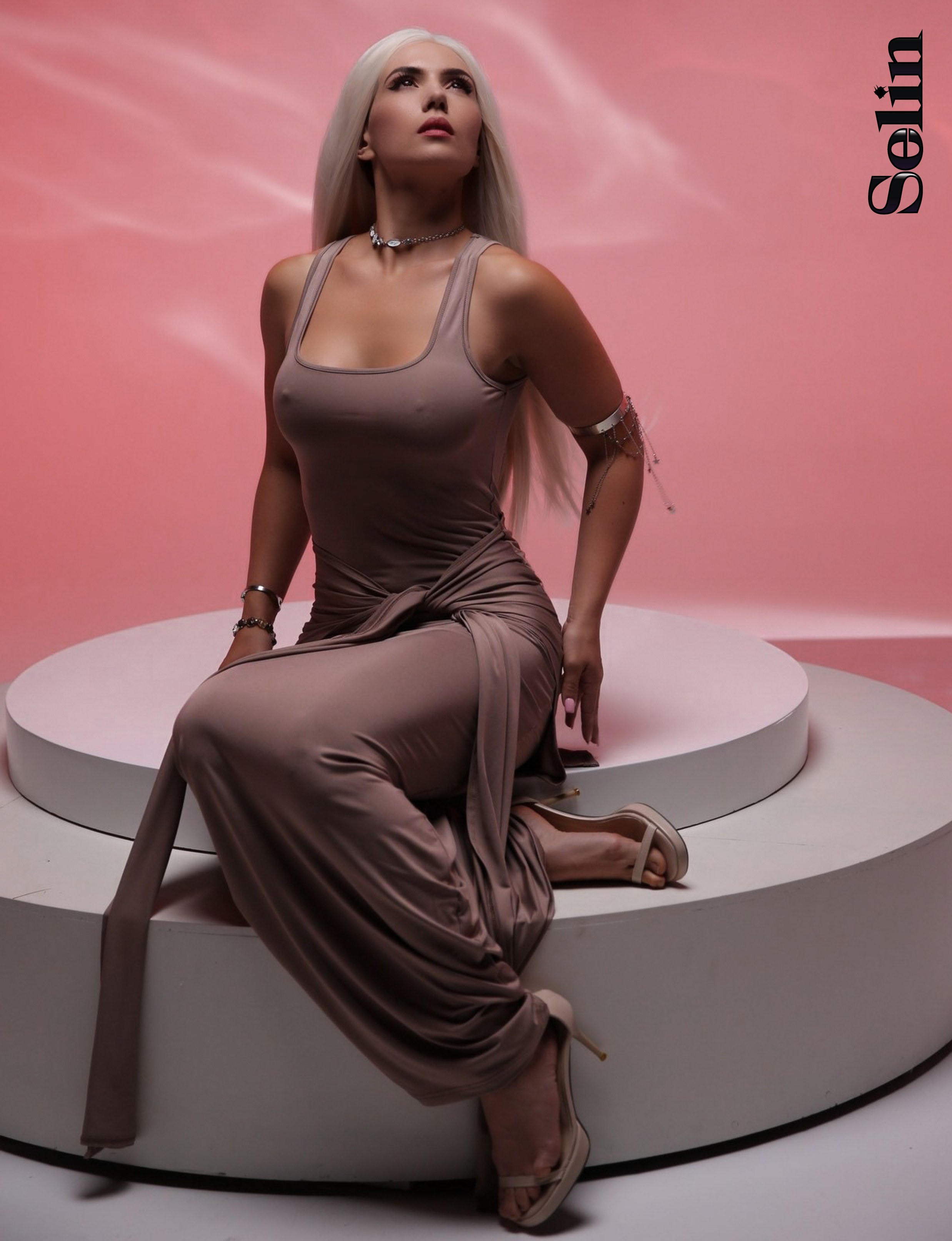 Selin Magazine Amsterdam Nederland. Fashion фотограф Бишкек