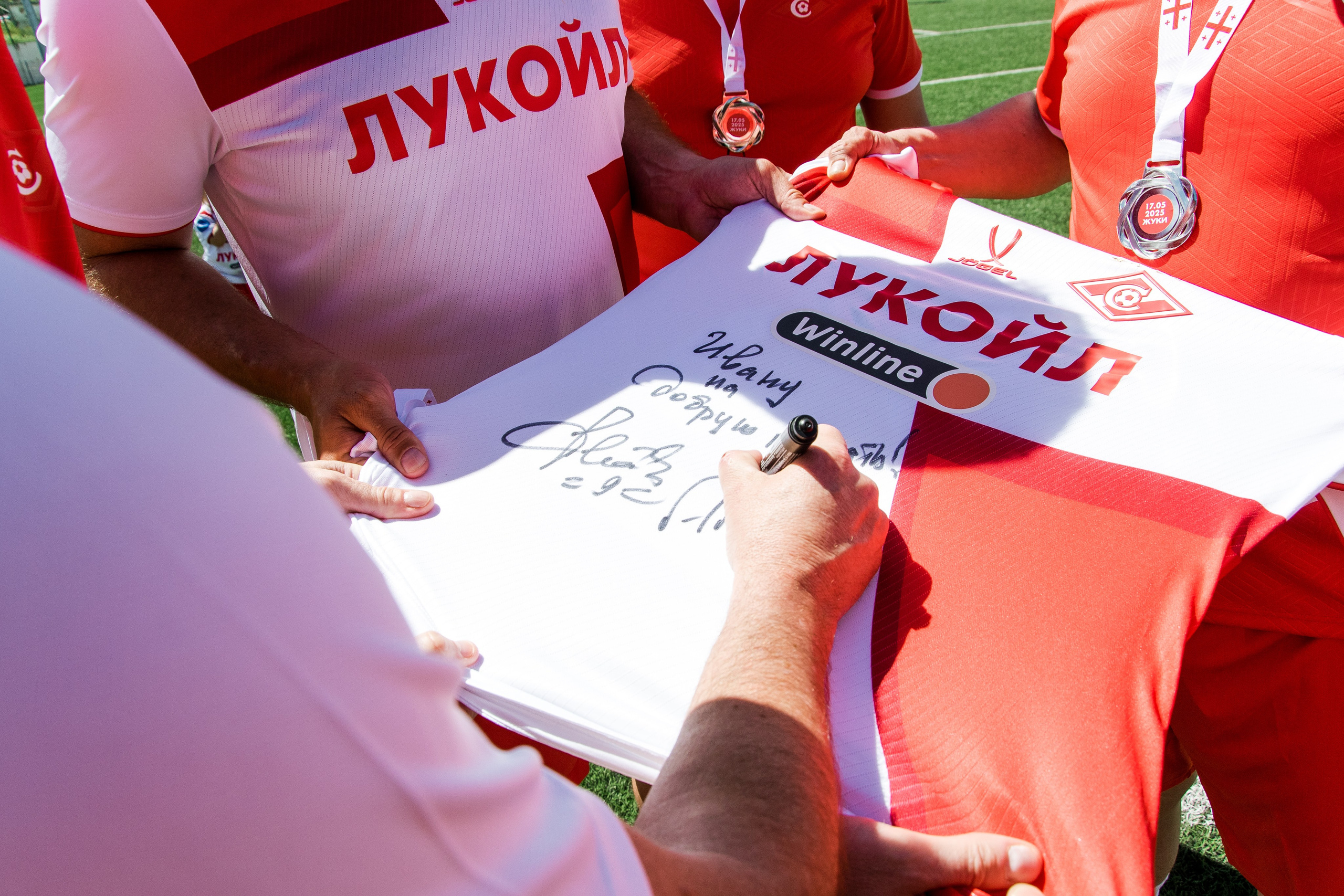 Предсвадебная вечеринка с супер звездами ФК СПАРТАК. Свадебные фотографы в Грузии, Армении. Макс Коваленко и Лара Татосян. Свадебный видеограф