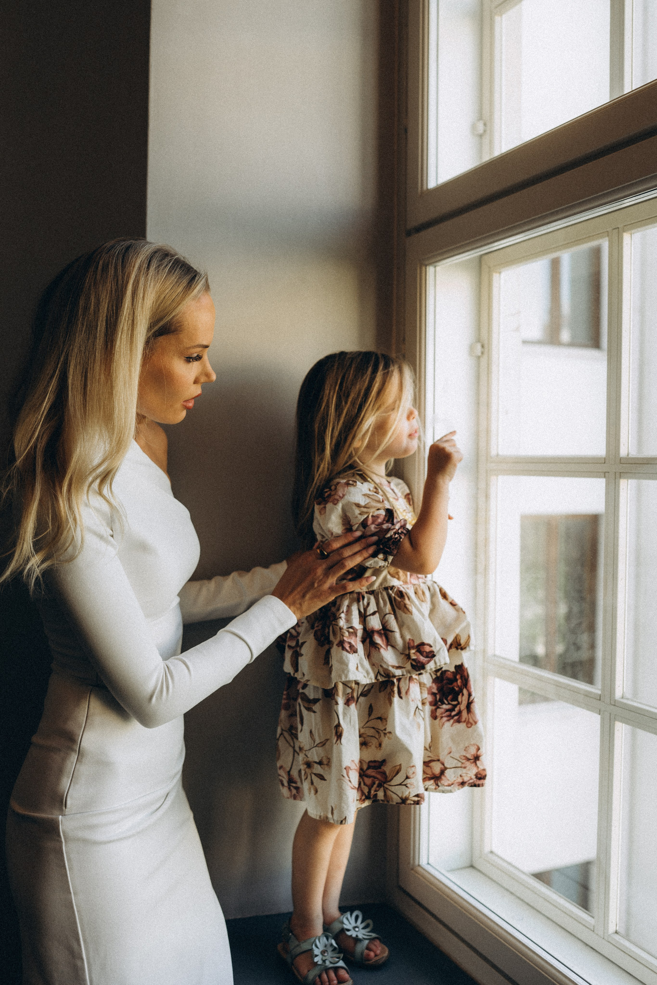 L&H. Wedding and potrait photographer in Helsinki Vickan O