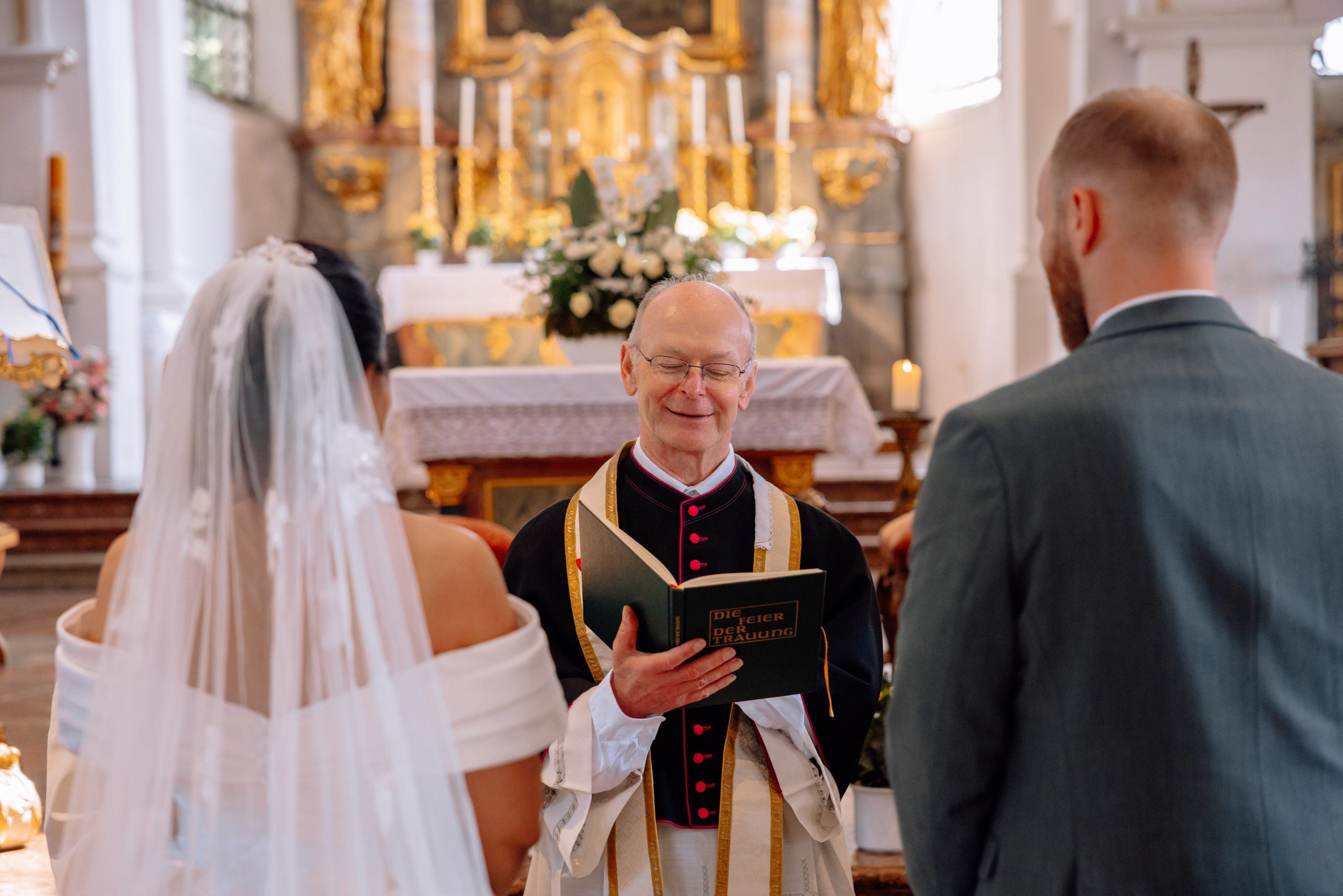 Deutsch-Venezolanische Hochzeit in Isen München. Hochzeitsfotograf München Taufe Familienfotograf Tanja Mauke