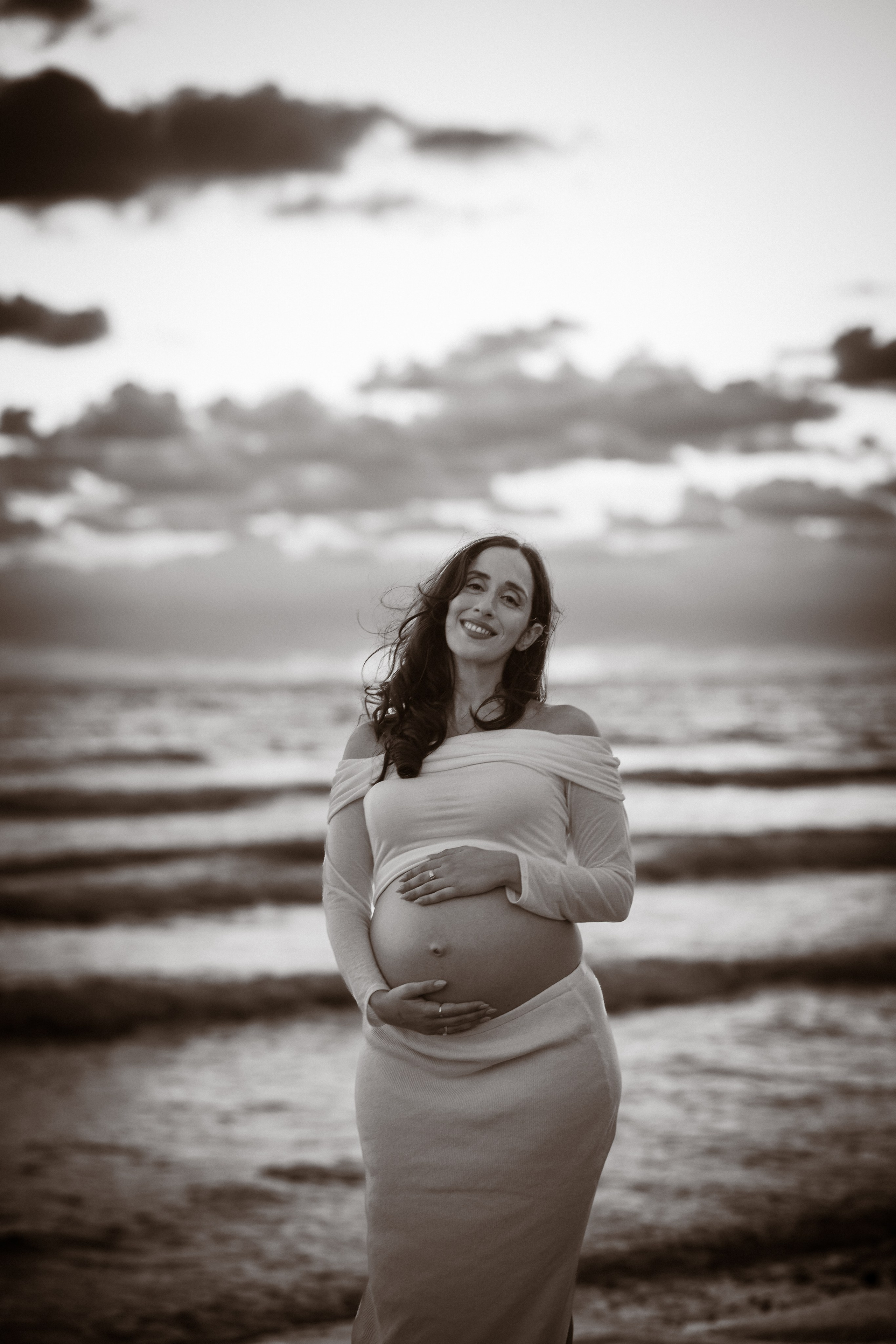 MATERNITY. Giannis Ioannou