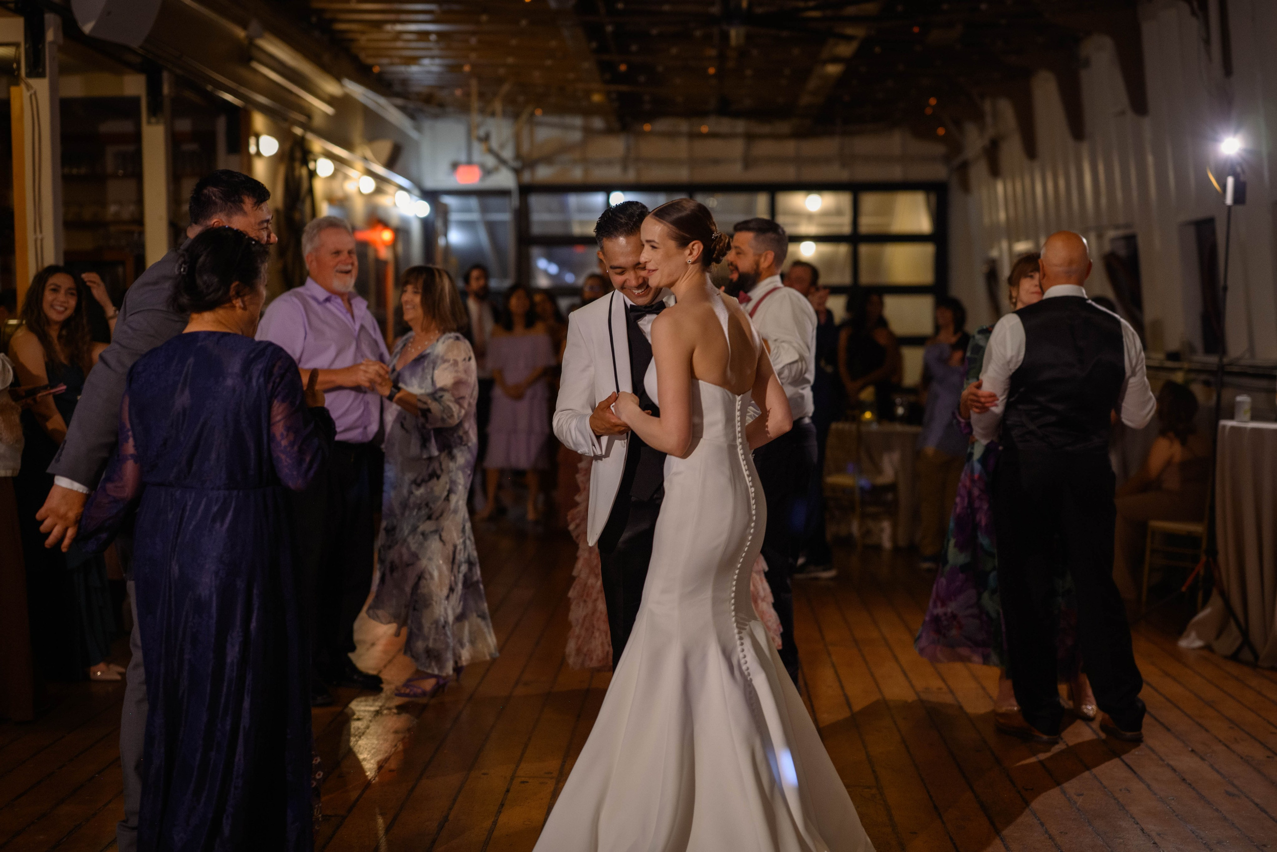 Kevin & Katie. Wedding & portrait photography in the Seattle Area. Helen Michelle photographer