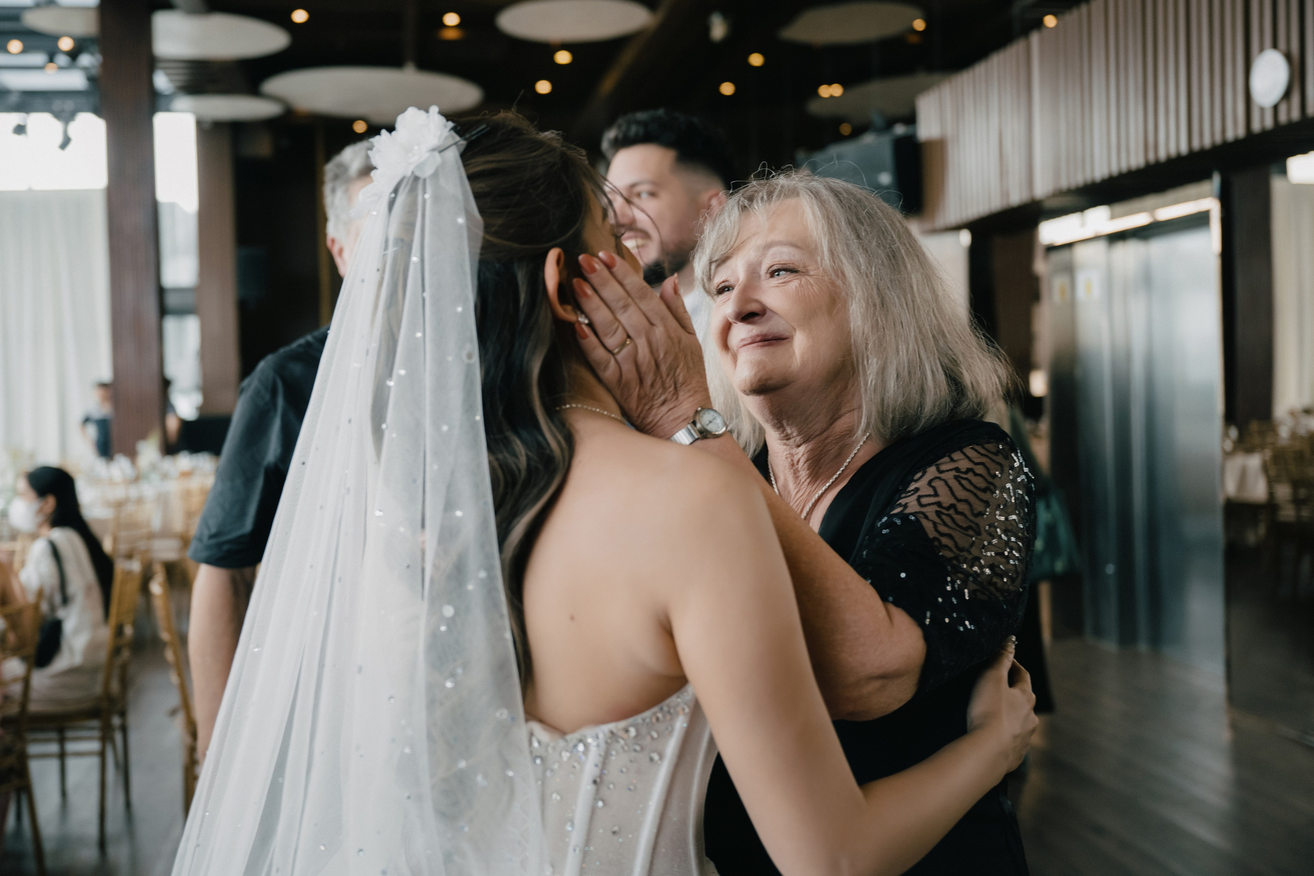 D & K / Wedding Journalism. Nhiếp ảnh gia đám cưới hàng đầu tại Thành Phố Hồ Chí Minh