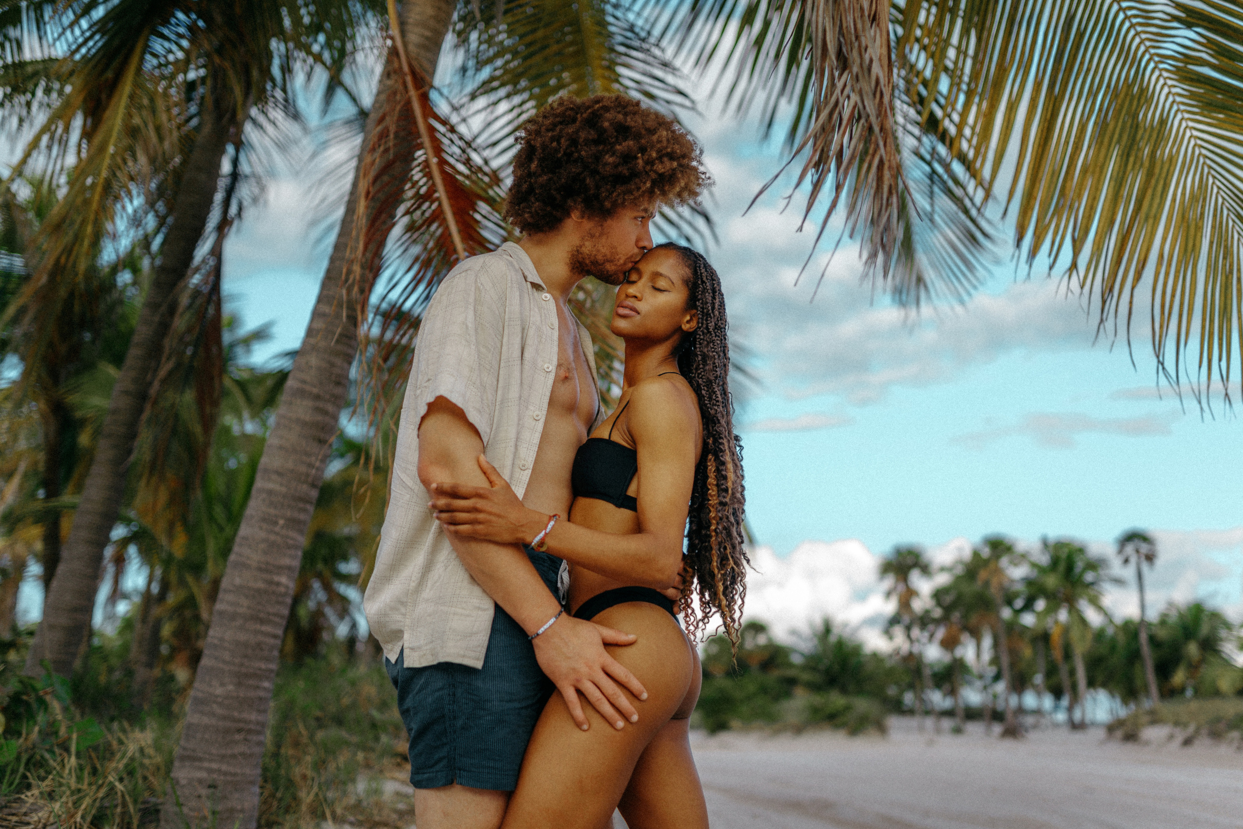 Zoya and Matai | Лавстори в Майами. Professional Photographer in Miami, Florida